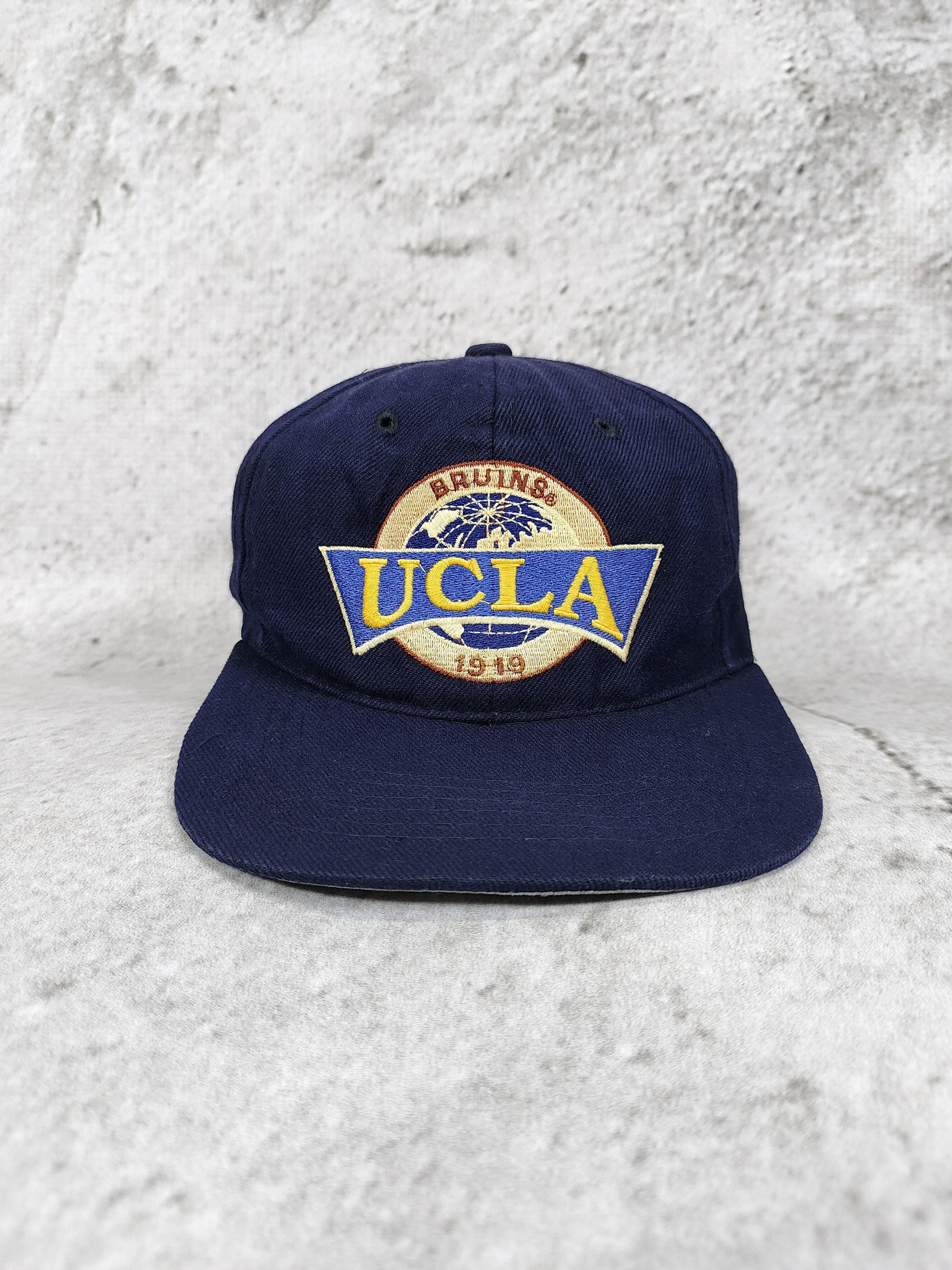 Vintage 90s UCLA Bruins University Embroidered Logo Snapback Cap Size ONE SIZE - 1 Thumbnail