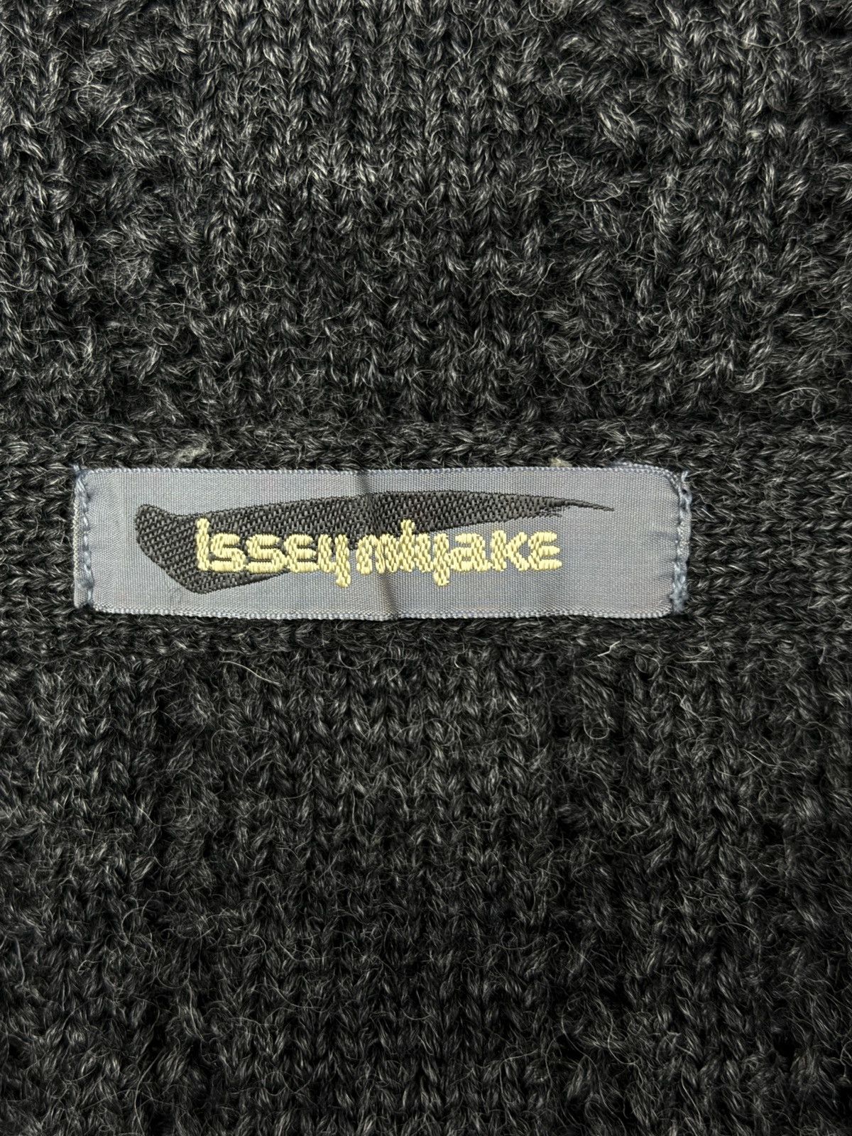 Issey Miyake × Vintage Oversized bat - sleeve knitted wool cardigan Size M / US 6-8 / IT 42-44 - 3 Thumbnail