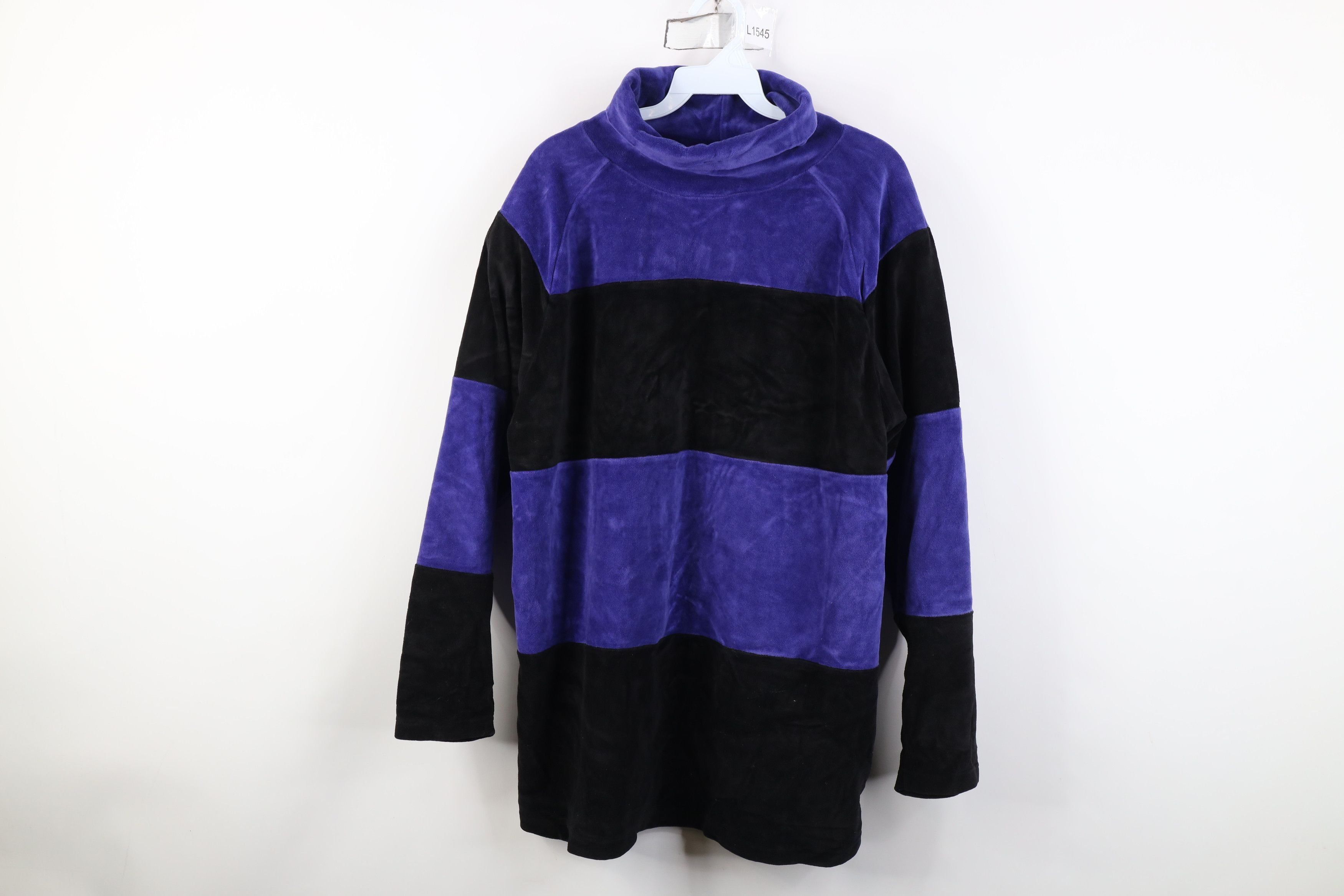 Vintage Vintage 90s Streetwear Block Plush Velour Turtleneck Sweater Size XL / US 12-14 / IT 48-50 - 1 Thumbnail