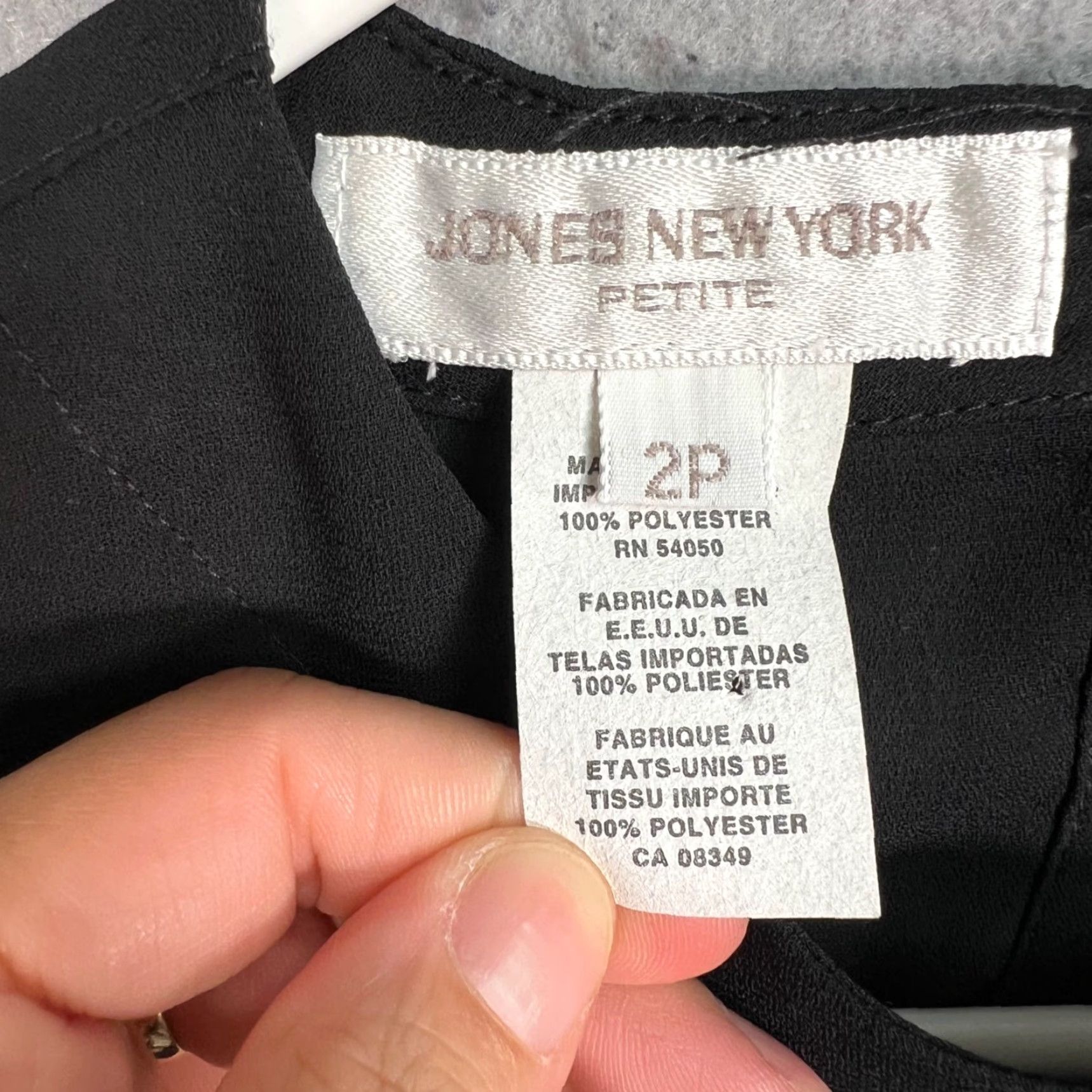 Jones New York Jones New York Blouse Womens 2P Petite Short Sleeve Sheer Black Round Neck Shirt Clothing Ladies 2P Black 90s-style not applicable? Size XS / US 0-2 / IT 36-38 - 3 Thumbnail