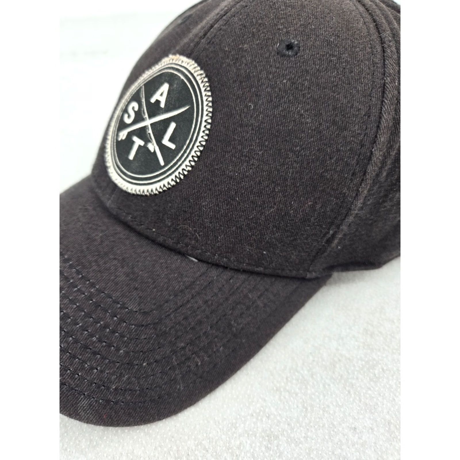 Vintage Salt Life Hat Cap Flexfit Black Logo Hat Adjustable One Size Men Black Salt Life Baseball Cap Outdoor Fish Theme Mens Size ONE SIZE - 5 Thumbnail