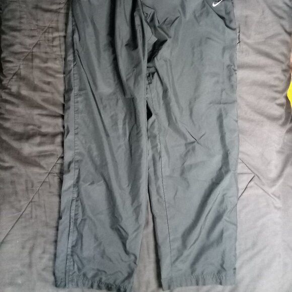 Nike Vintage Nike Small Swoosh Mesh Lined Wind Pants Joggers Size US 32 / EU 48 - 3 Thumbnail