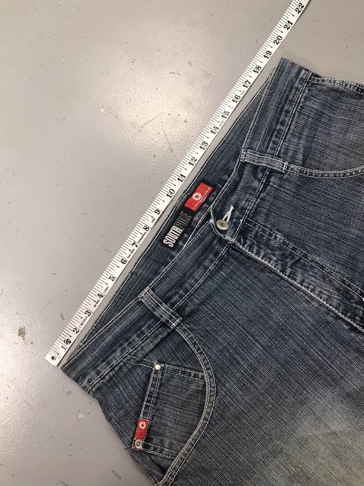 Southpole Vintage Southpole red tab skater denim jort Size US 39 - 5 Thumbnail