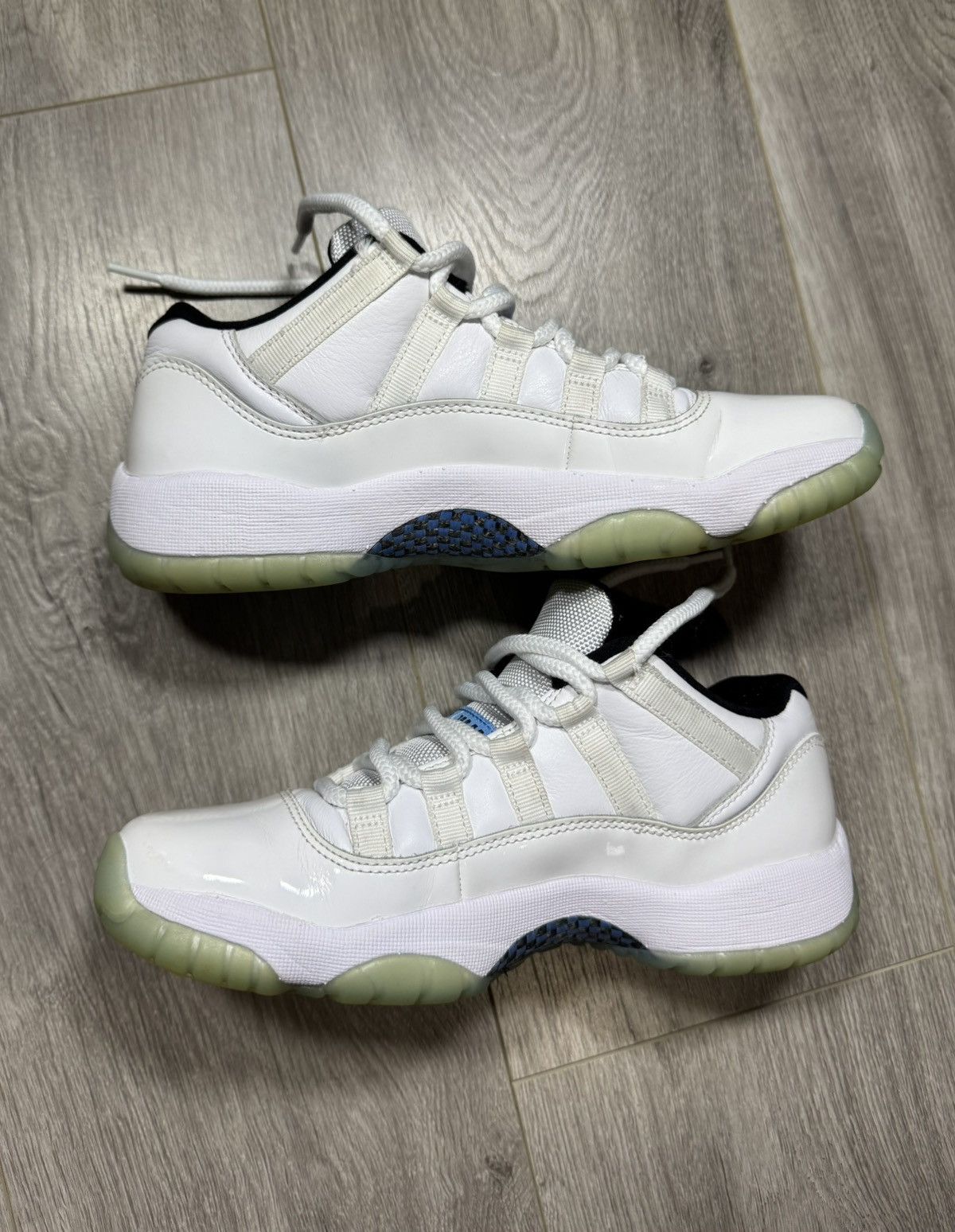 Jordan Brand Nike Air Jordan 11 Retro Low GS 'Legend Blue' 2021 Size US 6 / EU 39 - 2 Thumbnail