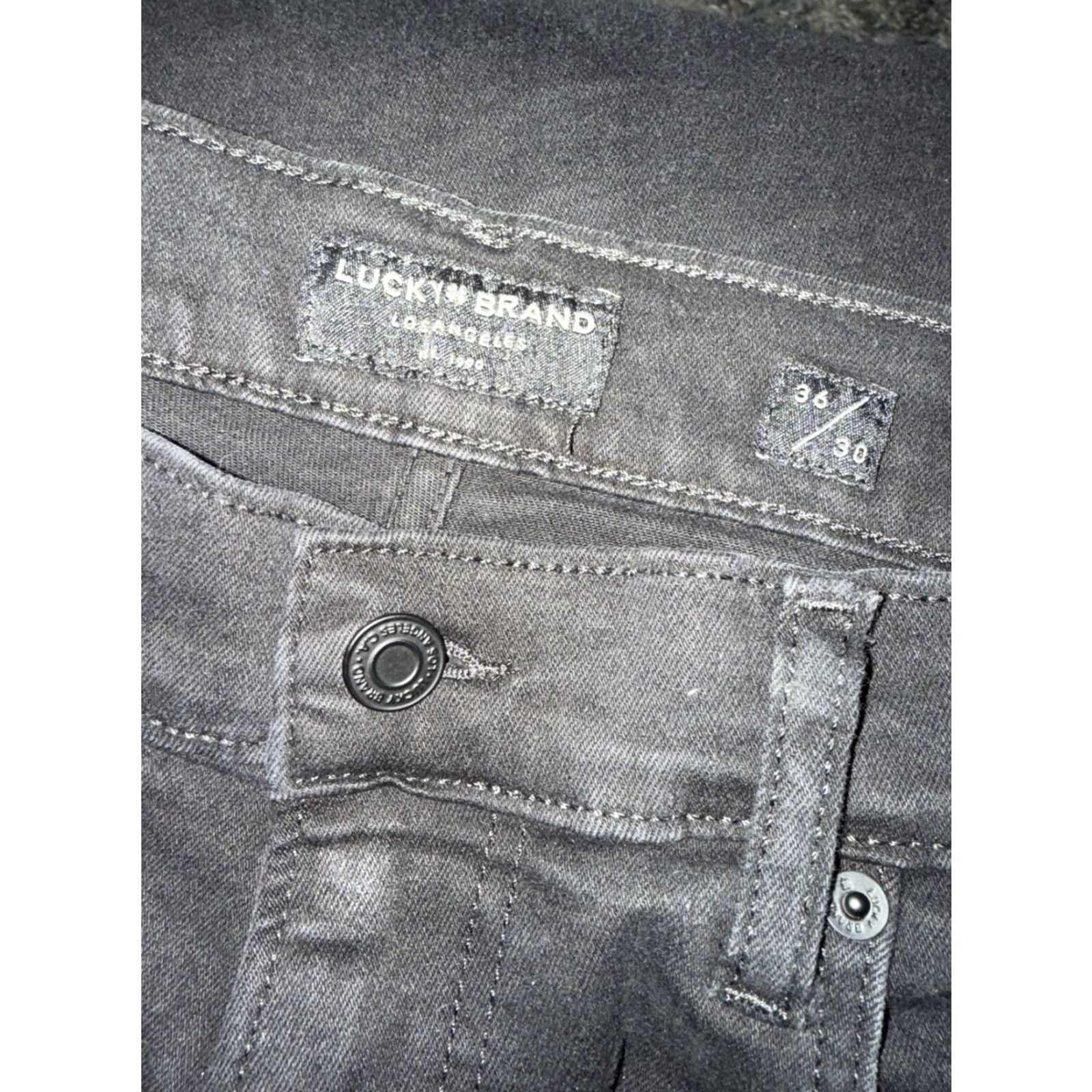Lucky Brand Lucky Brand 410 Athletic Slim Straight Jeans Mens 36 x 30 Black Denim 5-Pocket Modern Fit 2010s Size US 36 / EU 52 - 6 Thumbnail