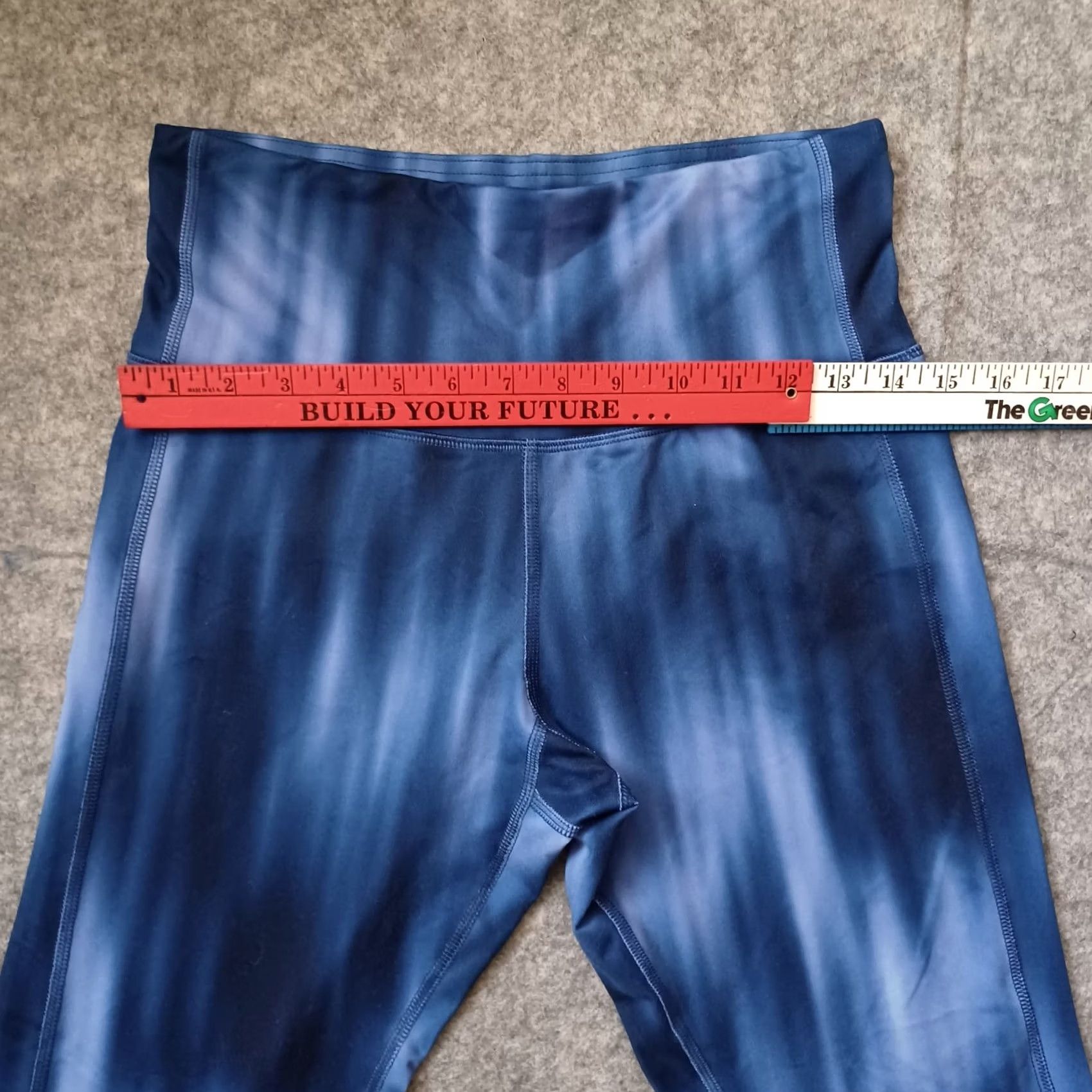 Champion Champion Leggings Womens Large Blue Duo Dry Activewear Capri Yoga Athleisure Size 36" / US 14 / IT 50 - 7 Thumbnail