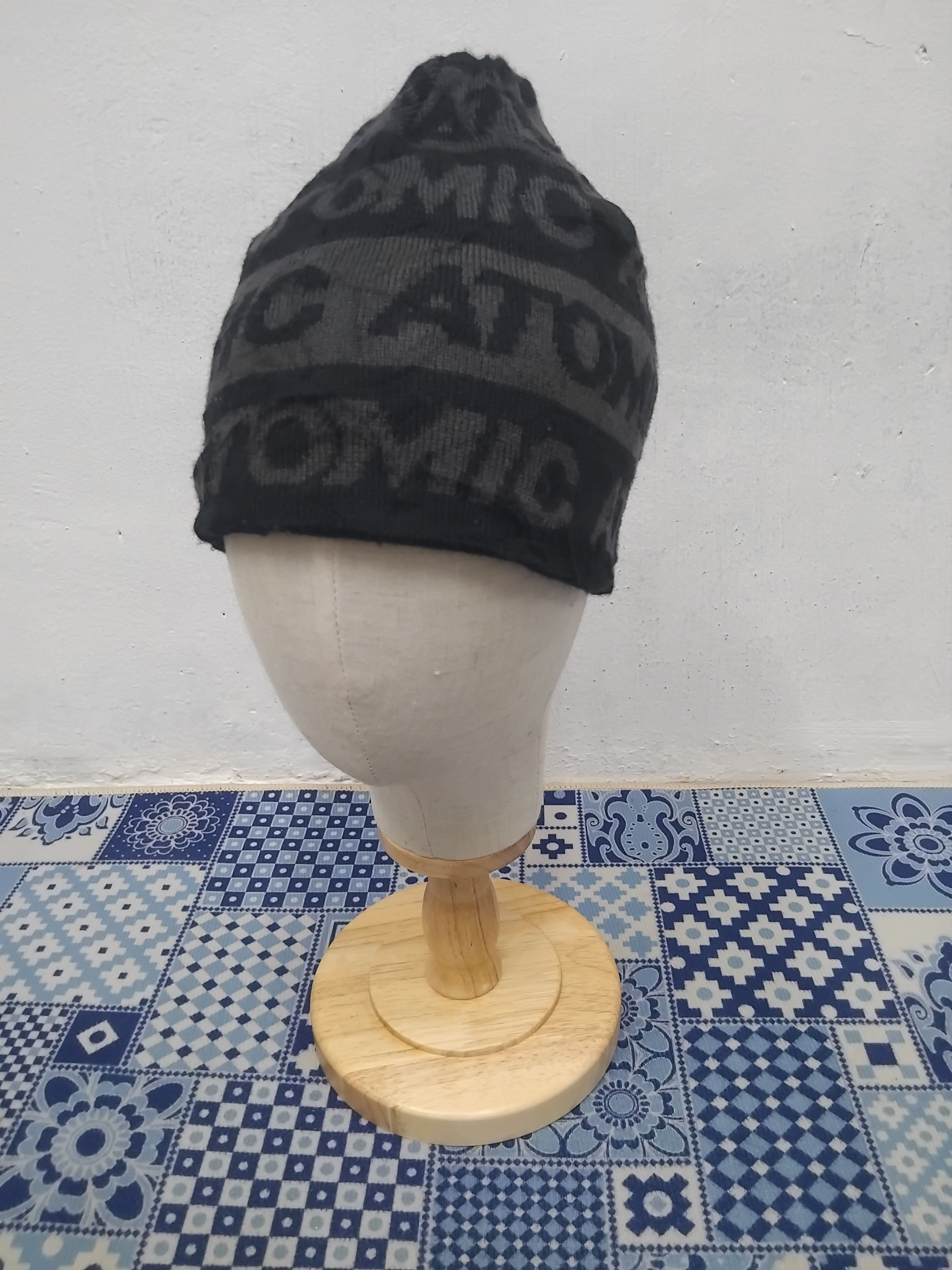 Japanese Brand 💥Atomic Austria black colour Beanie Size ONE SIZE - 1 Thumbnail