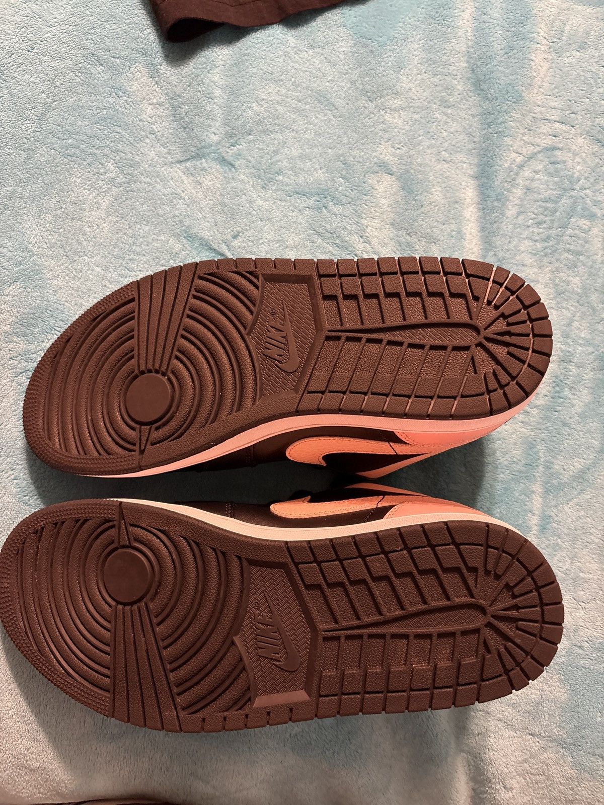 Jordan Brand Jordan 1 Low Crimson Tint Size US 9 / EU 42 - 6 Thumbnail