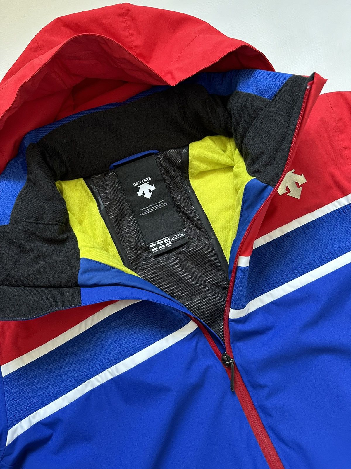 Descente Descente Ski Jacket Swiss Olympic Team Jacket Mens XL Size US XL / EU 56 / 4 - 10 Thumbnail