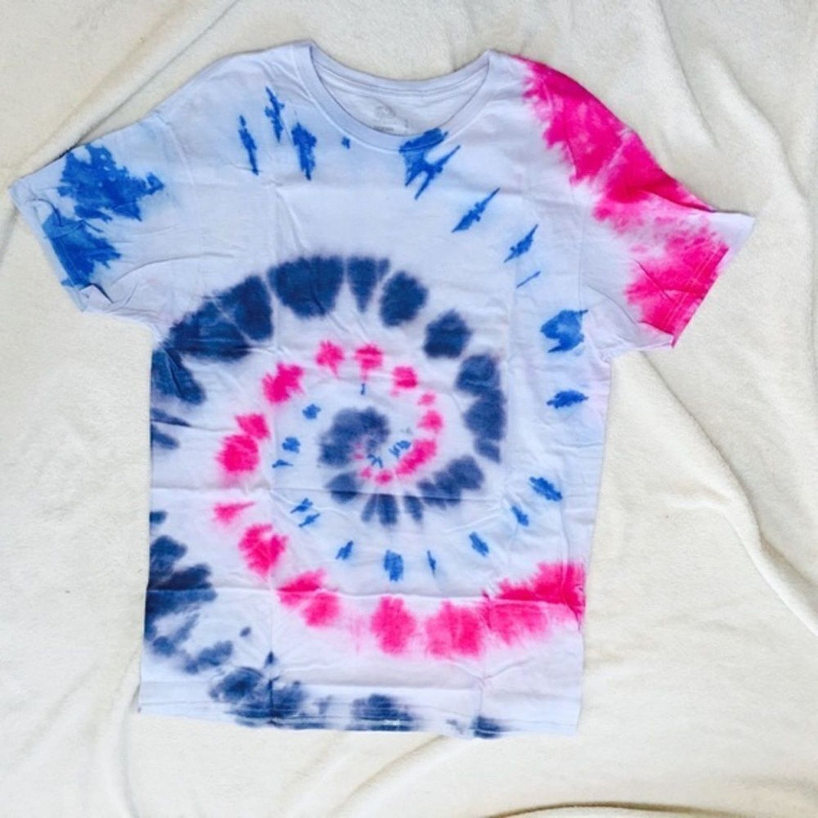 Fruit Of The Loom Blue and Pink Spiral Crewneck Tie-Dye T-Shirt | Sz L Size US L / EU 52-54 / 3 - 2 Thumbnail