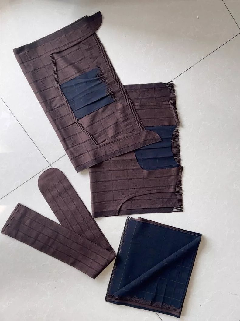 Issey Miyake Issey Miyake Brown pleated vest Size L / US 10 / IT 46 - 1 Thumbnail