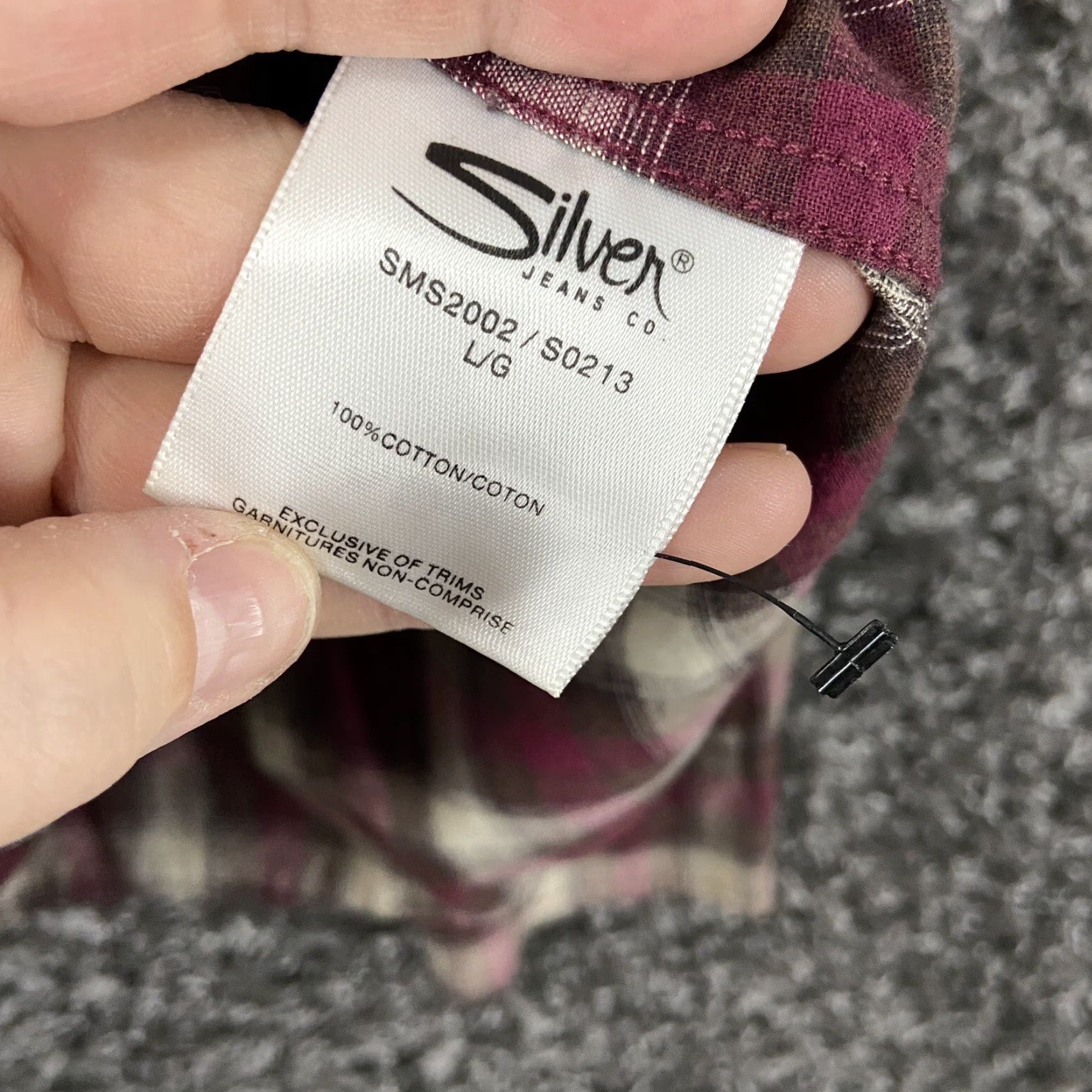Silver Jeans Co. VINTAGE Silver Jeans Co Red Plaid Button-Up Shirt Long Sleeve Mend L Mens Red Plaid Button-Up Shirt Large Mens Size US L / EU 52-54 / 3 - 7 Thumbnail