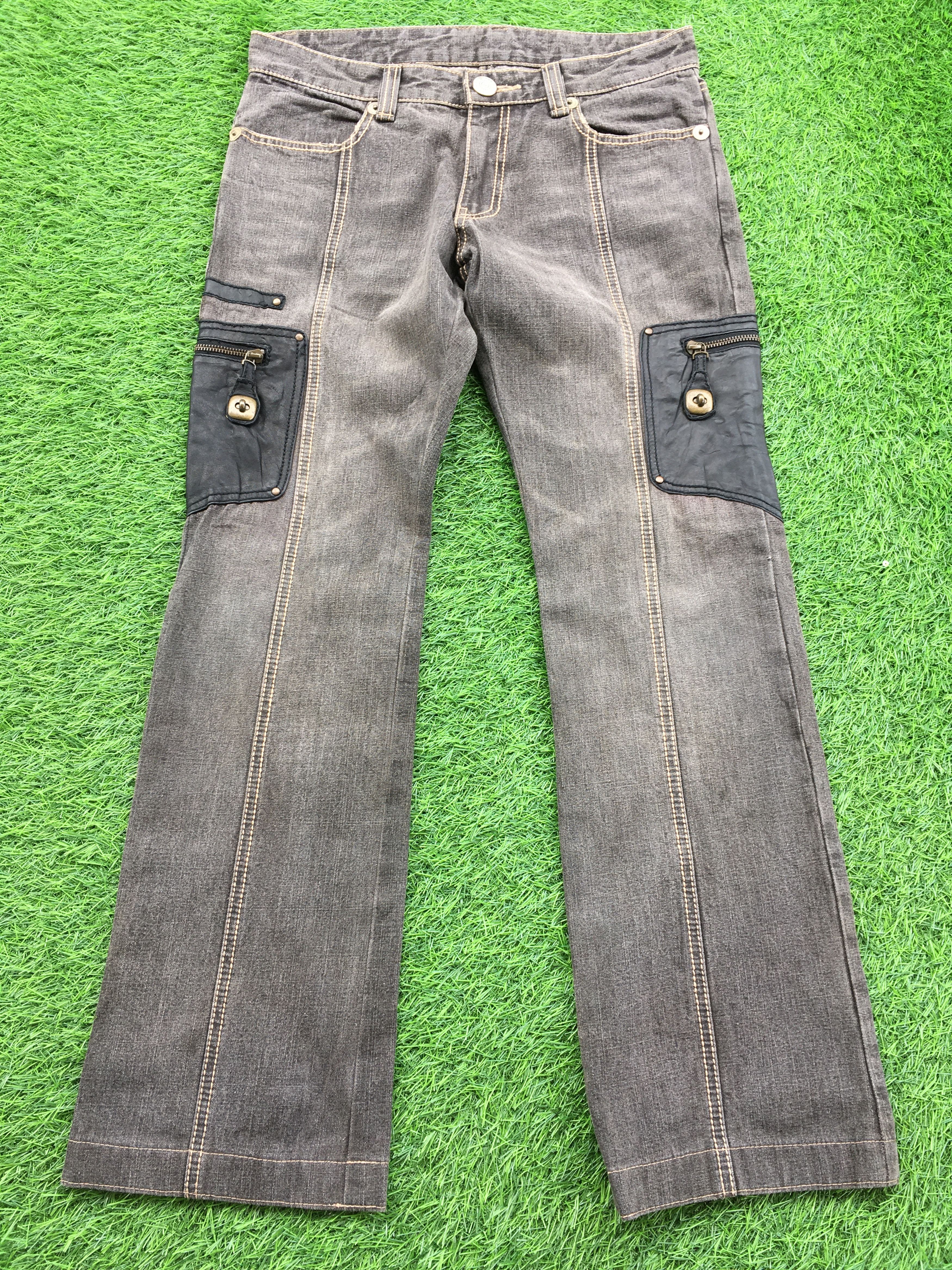 Japanese Brand Japanese Flare Leather Patch Jeans D-990 Size US 30 / EU 46 - 2 Thumbnail