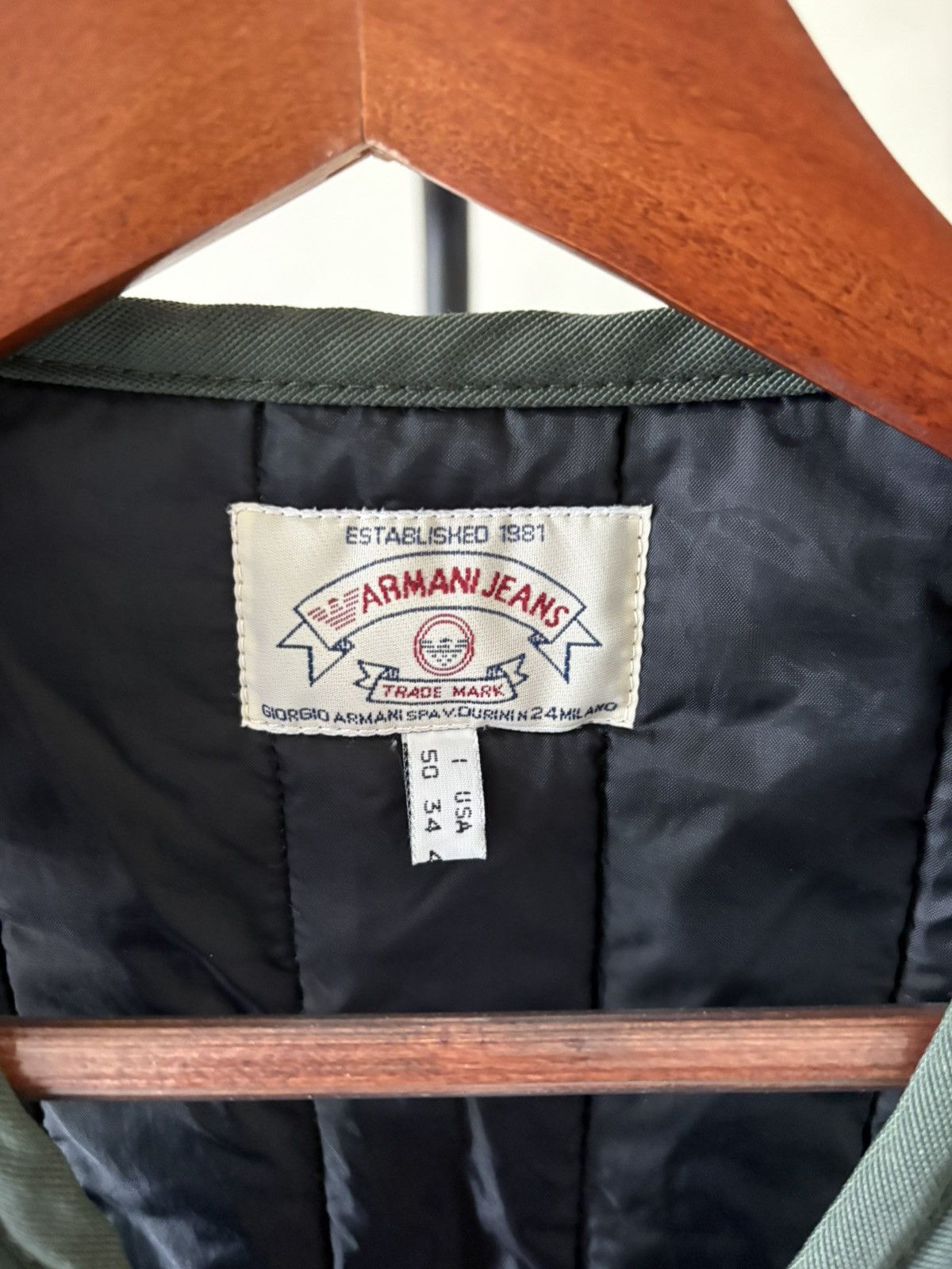 Armani 1990s Armani Forest Green Padded Quilted Vest Size US M / EU 48-50 / 2 - 3 Thumbnail