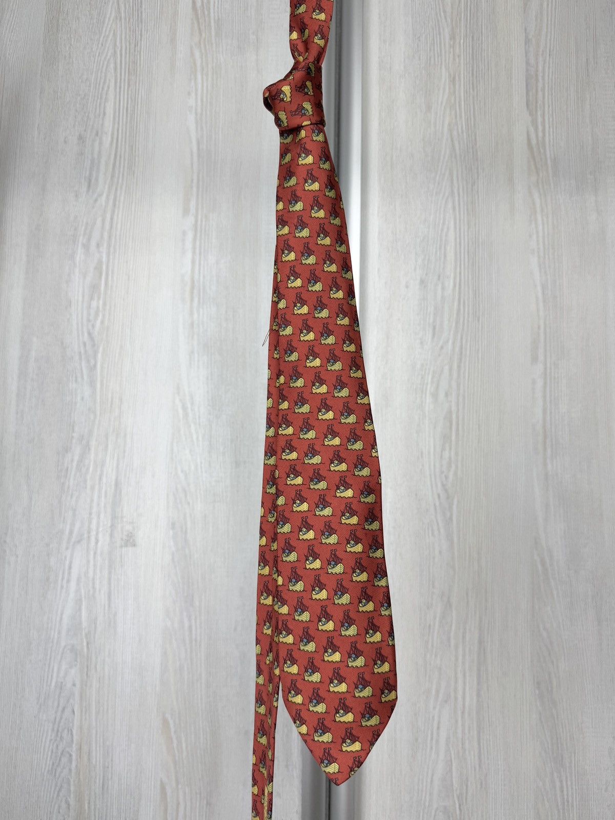 Hermes HERMES VINTAGE ARK ON OCEAN TIE NOAH SHIP FRANCE DEEP RED Size ONE SIZE - 4 Thumbnail