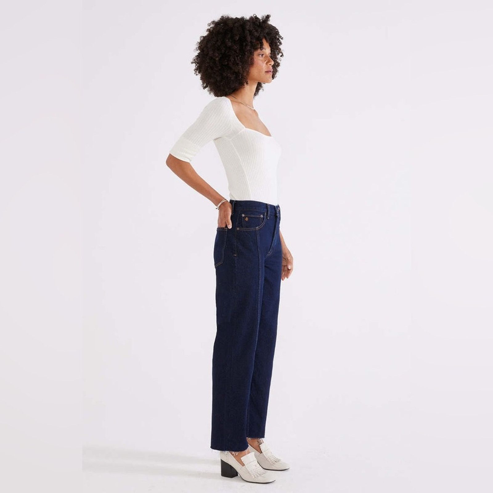ETICA New etica Tyler Seamed Crop Denim - 26 - $178 Size 26" / US 2 / IT 38 - 4 Thumbnail
