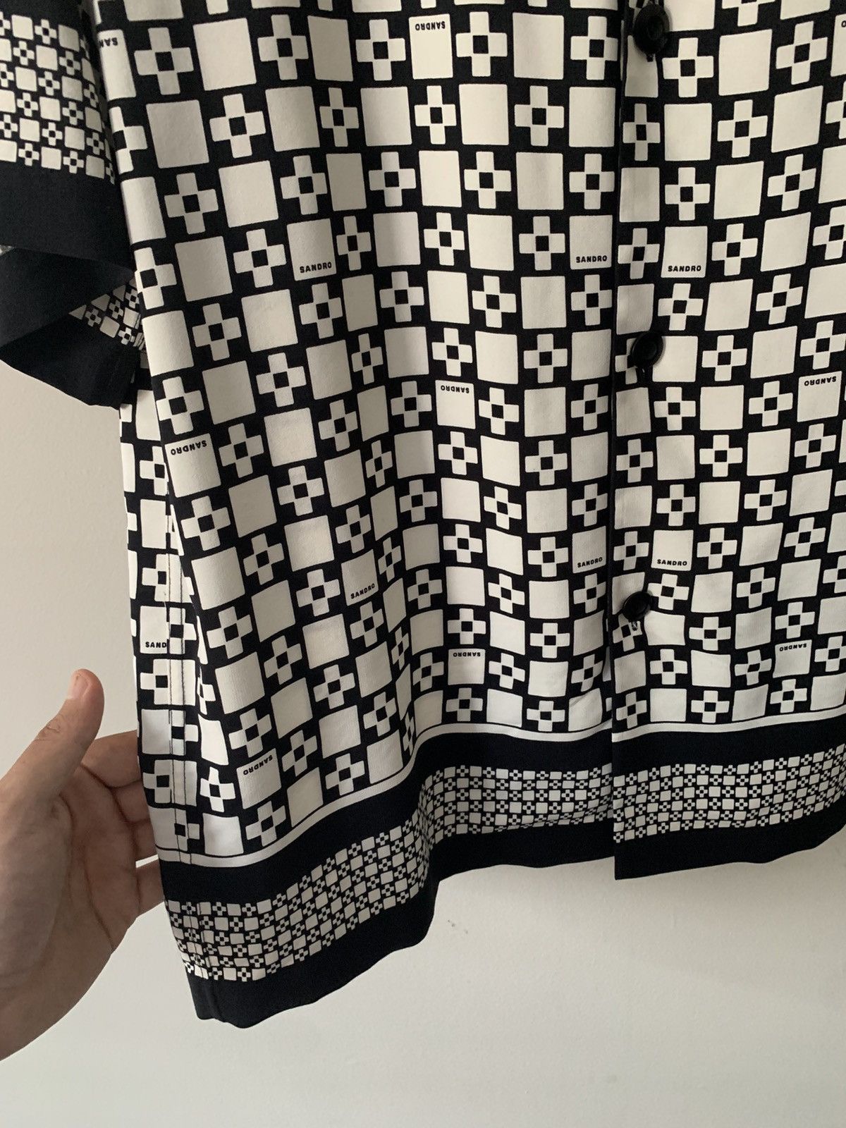 Sandro Sandro Graphic Shirt Size US S / EU 44-46 / 1 - 4 Thumbnail