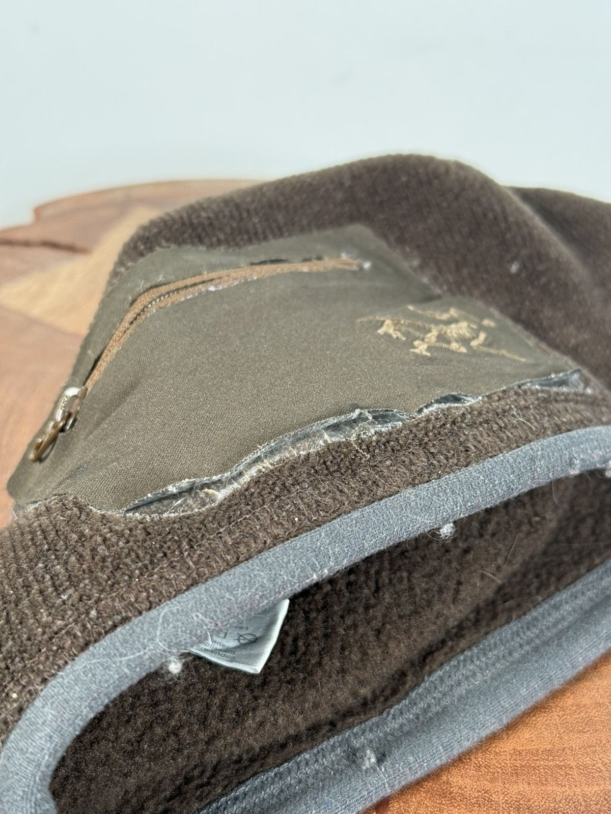 Arc'teryx Rare Vintage Arc'teryx Polartec Fleece Zip Pocket Beanie Size ONE SIZE - 7 Thumbnail