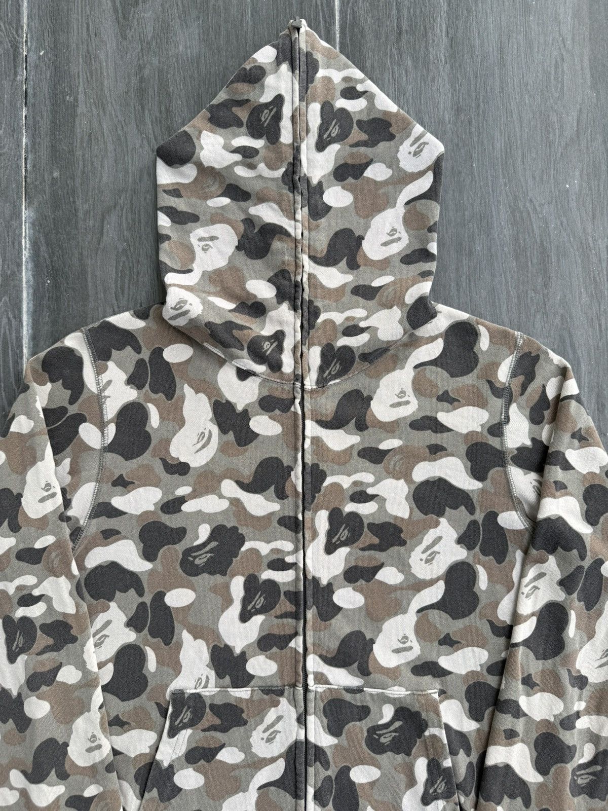 Bape Vintage A Bathing Ape "BAPE" 1st Camo Fullzip Hoodie Nigo Size US S / EU 44-46 / 1 - 4 Thumbnail