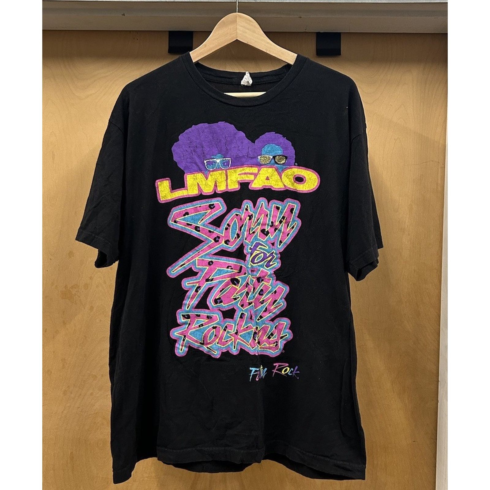 Tultex Y2K LMFAO Sorry for Party Rocking 2012 Tour Shirt Size XL Size US XL / EU 56 / 4 - 1 Thumbnail