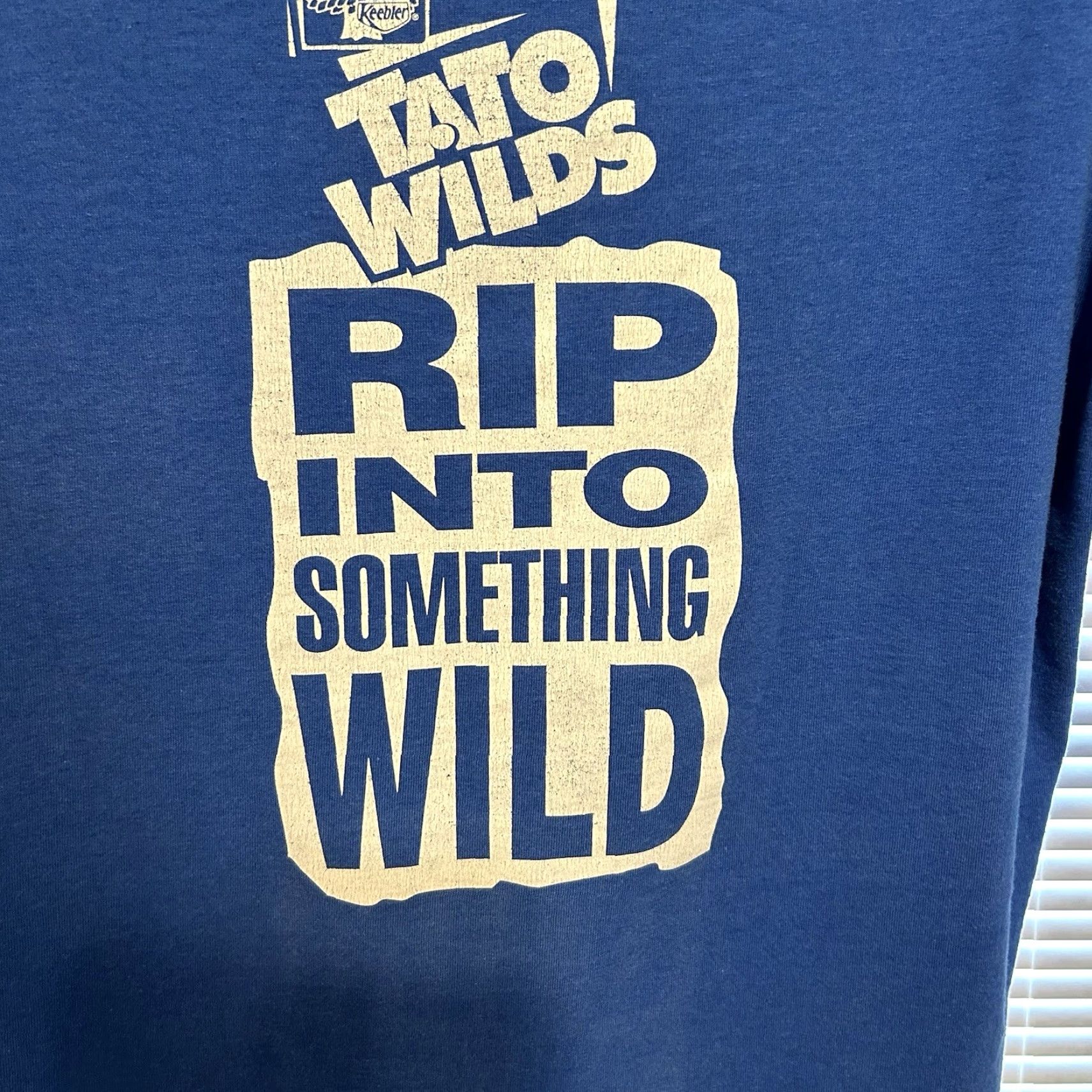 Fruit Of The Loom VINTAGE 90s Keebler Tato Wild Shirt Men XL Blue Double-Sided Knit Cotton 1990s Promotional Keebler Logo USA Men XL Blue Shirt Size US XL / EU 56 / 4 - 5 Thumbnail