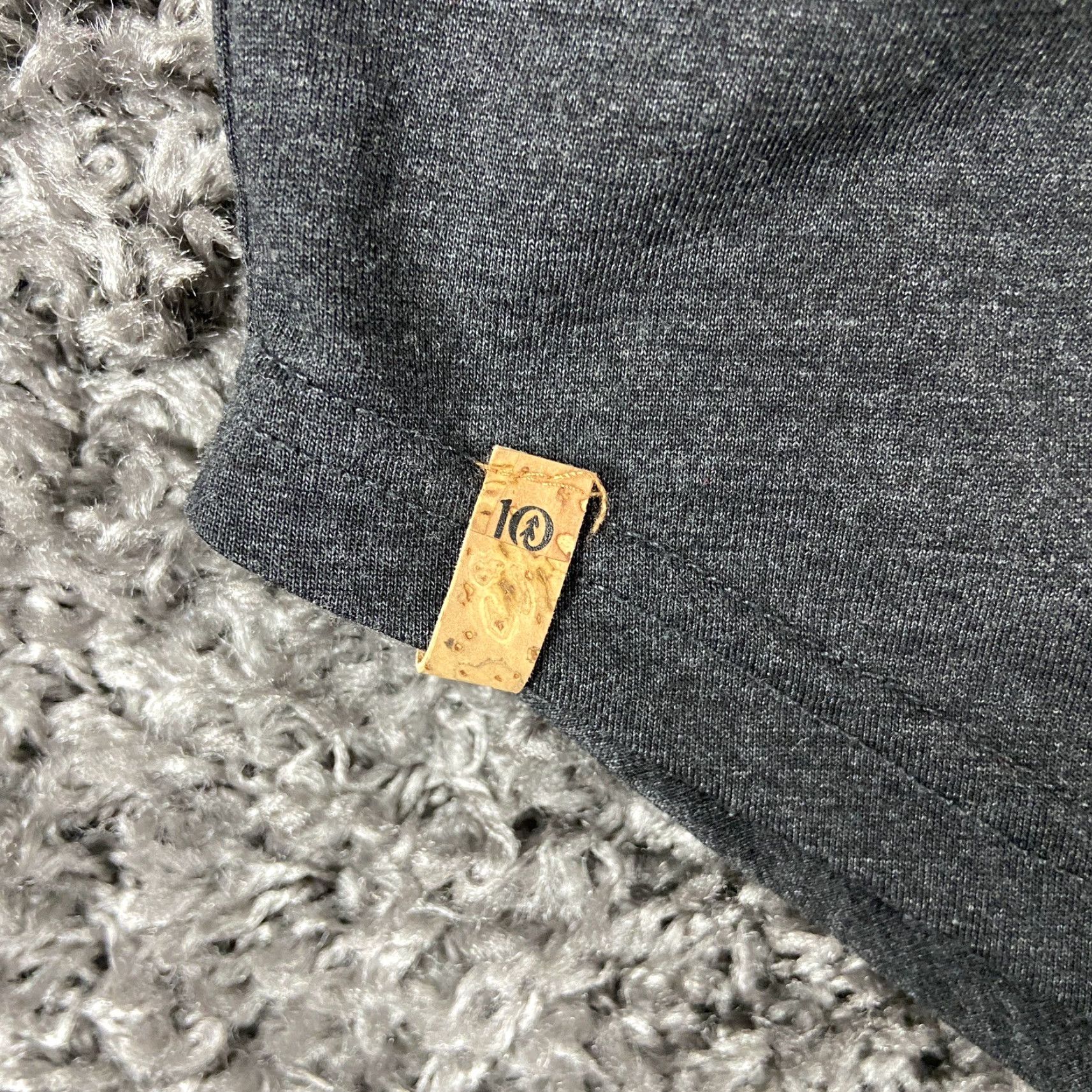 Vintage Treeblend T-Shirt Charcoal Gray Short Sleeve Recycled Polyester Women’s L Women Shirts Gray Black L Size L / US 10 / IT 46 - 3 Thumbnail