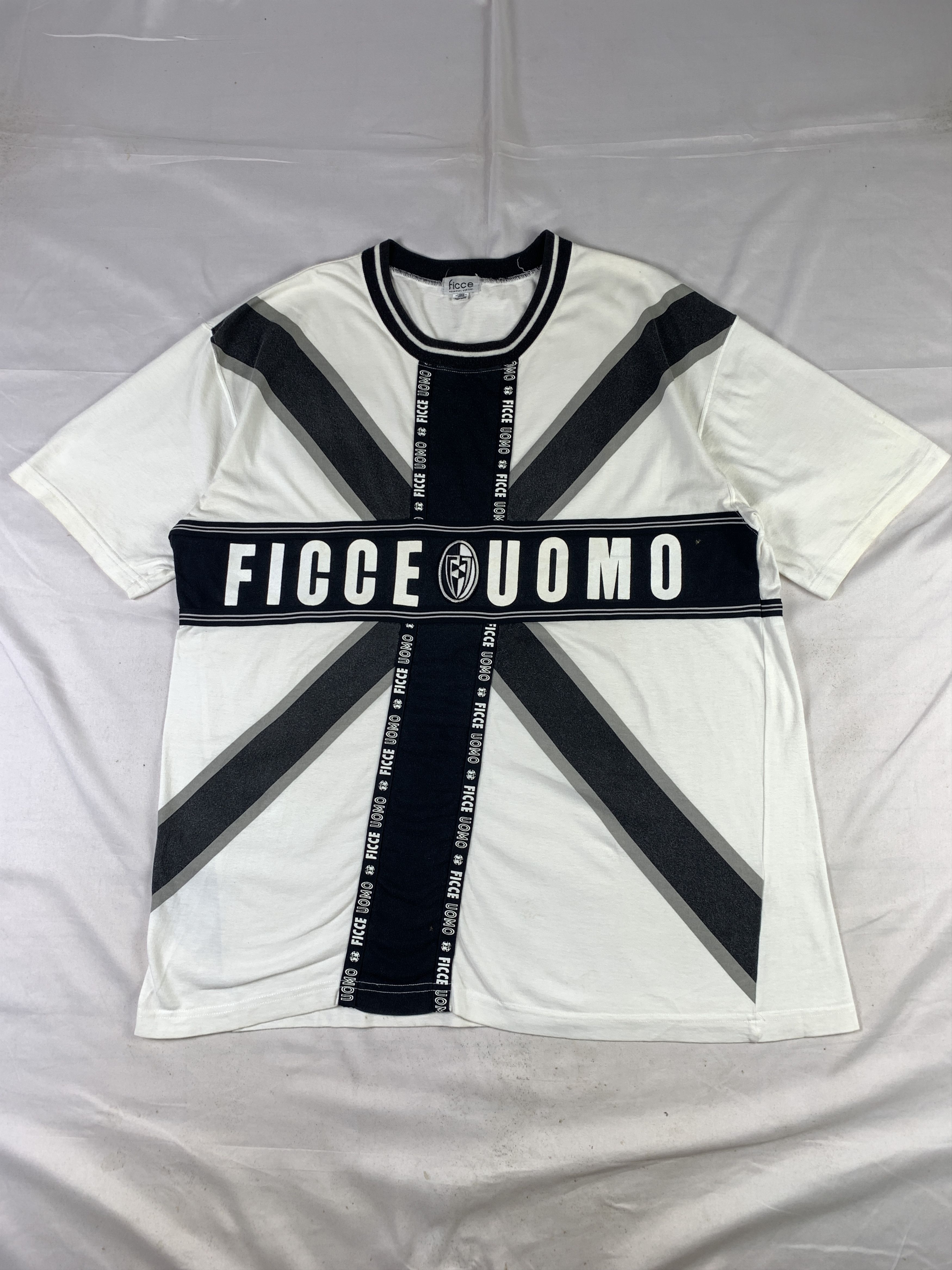 Yoshiyuki Konishi Ficce by Yoshiyuki Konishi White Jack Flag Tee (L) Size US L / EU 52-54 / 3 - 1 Thumbnail