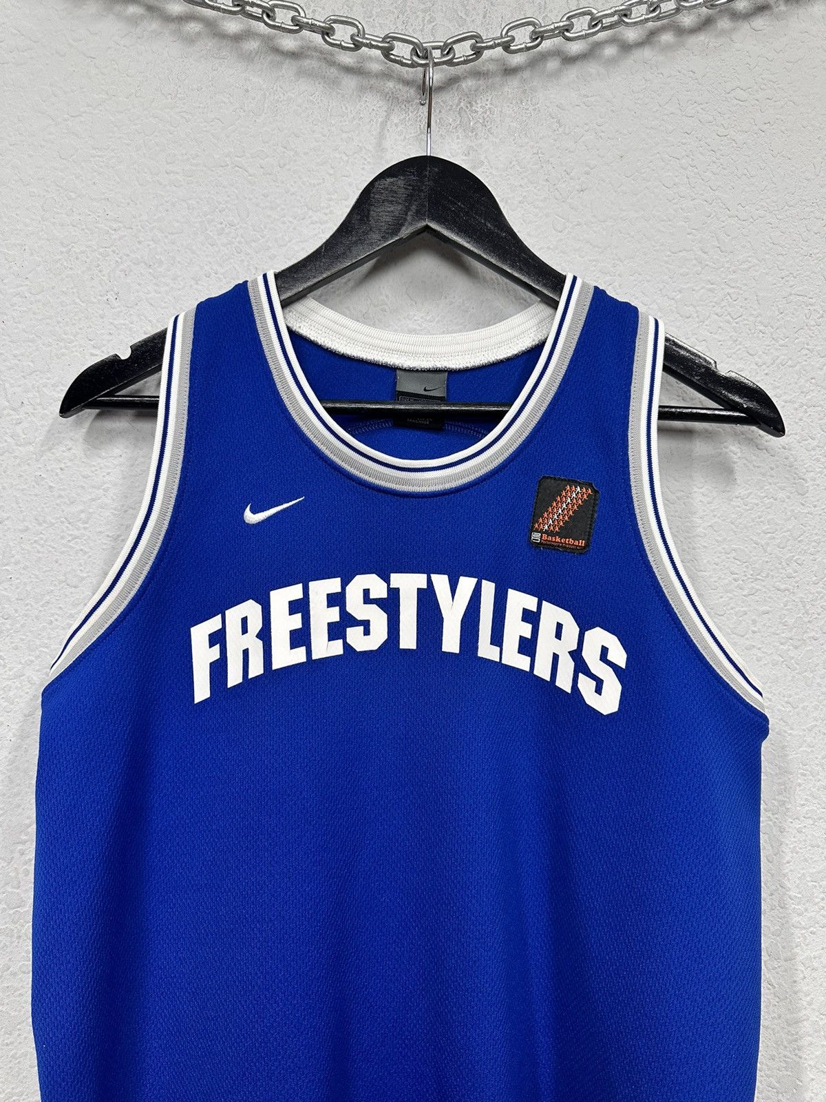 Nike Vintage Nike Jersey Basketball JAMES T-Shirt Jordan Size US M / EU 48-50 / 2 - 2 Thumbnail
