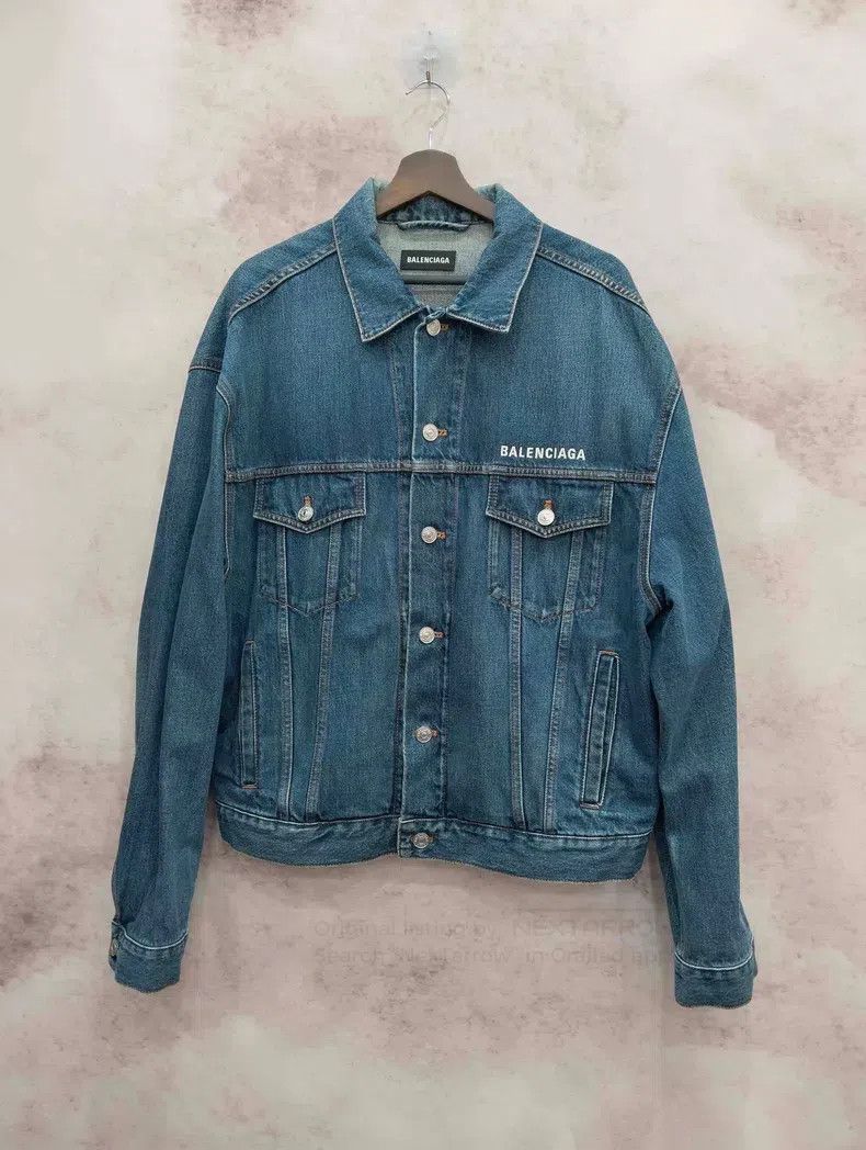 Balenciaga Balenciaga Letter Logo embroidered denim jacket Size US M / EU 48-50 / 2 - 1 Thumbnail