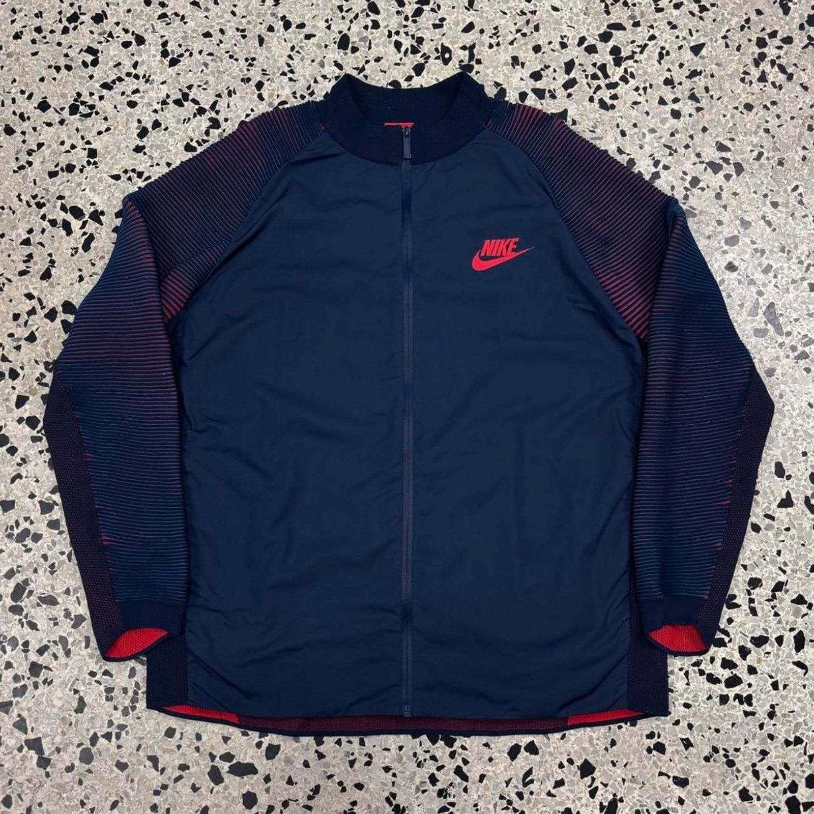 Nike × Vintage VINTAGE NIKE TECH KNIT DYNAMIC REVEAL VARSITY TRACK JACKET: Size US XL / EU 56 / 4 - 1 Thumbnail