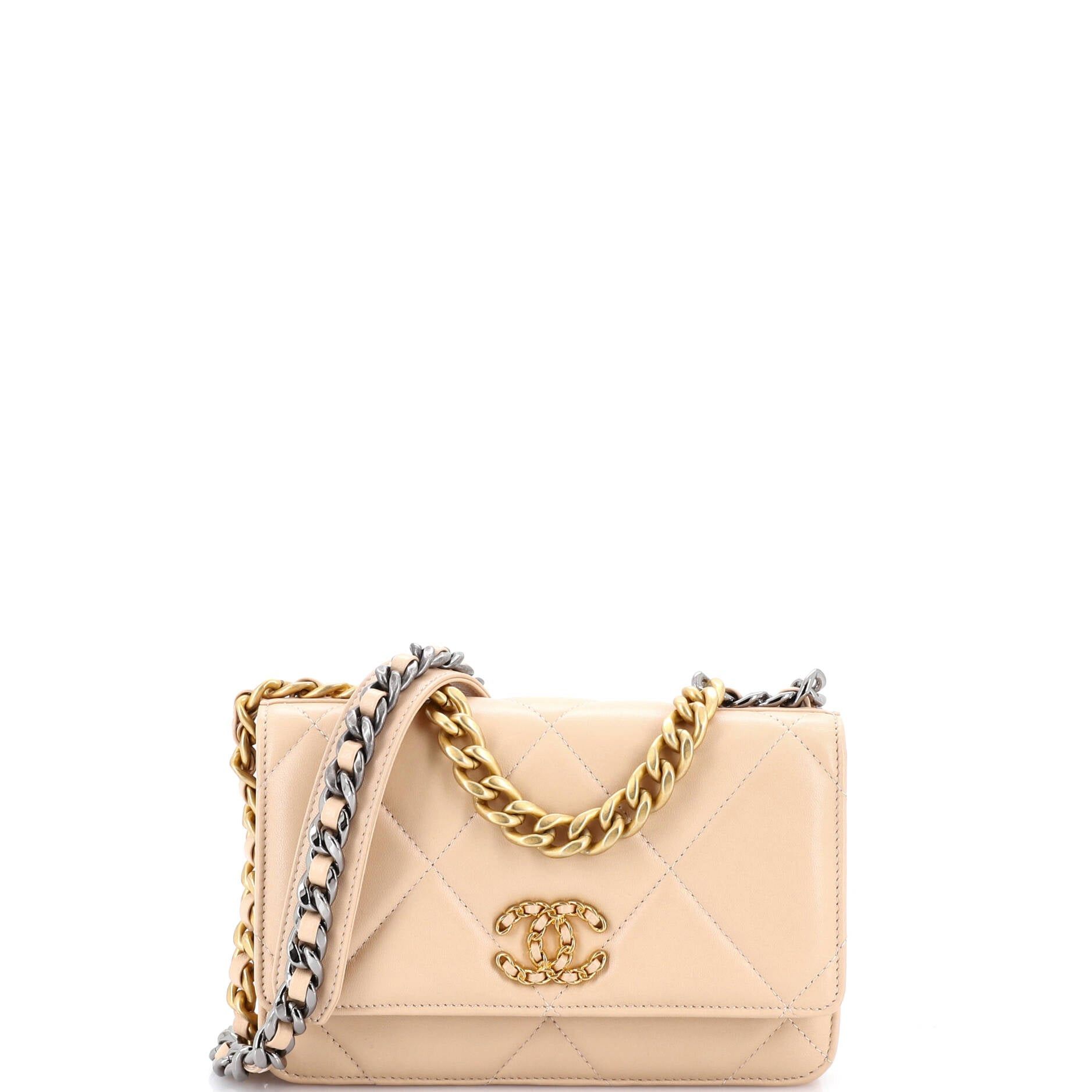 Chanel 19 Wallet on Chain Size ONE SIZE - 1 Thumbnail