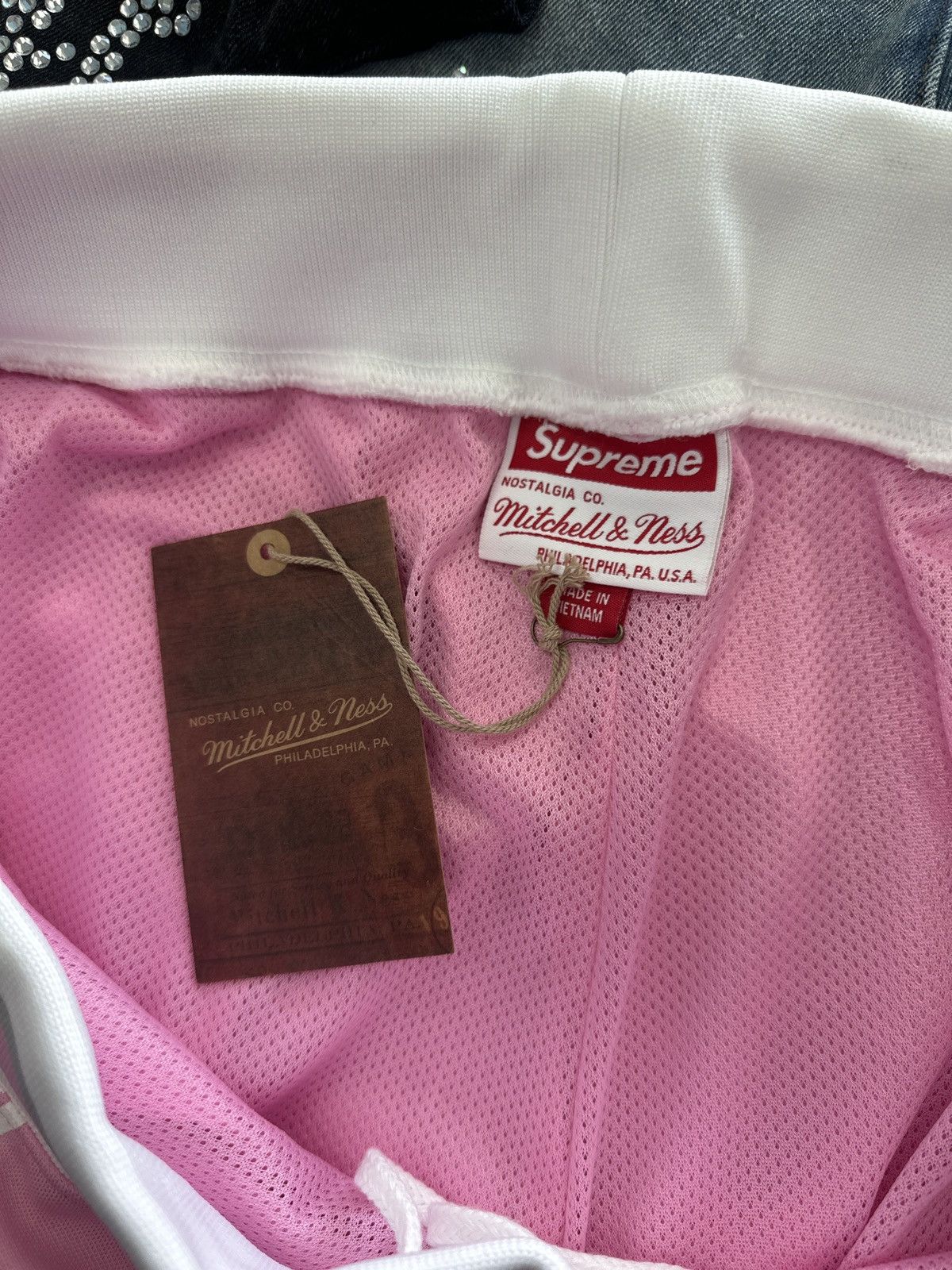 Supreme Supreme Mitchell & Ness Monogram Basketball Short Pink Size US 32 / EU 48 - 4 Thumbnail