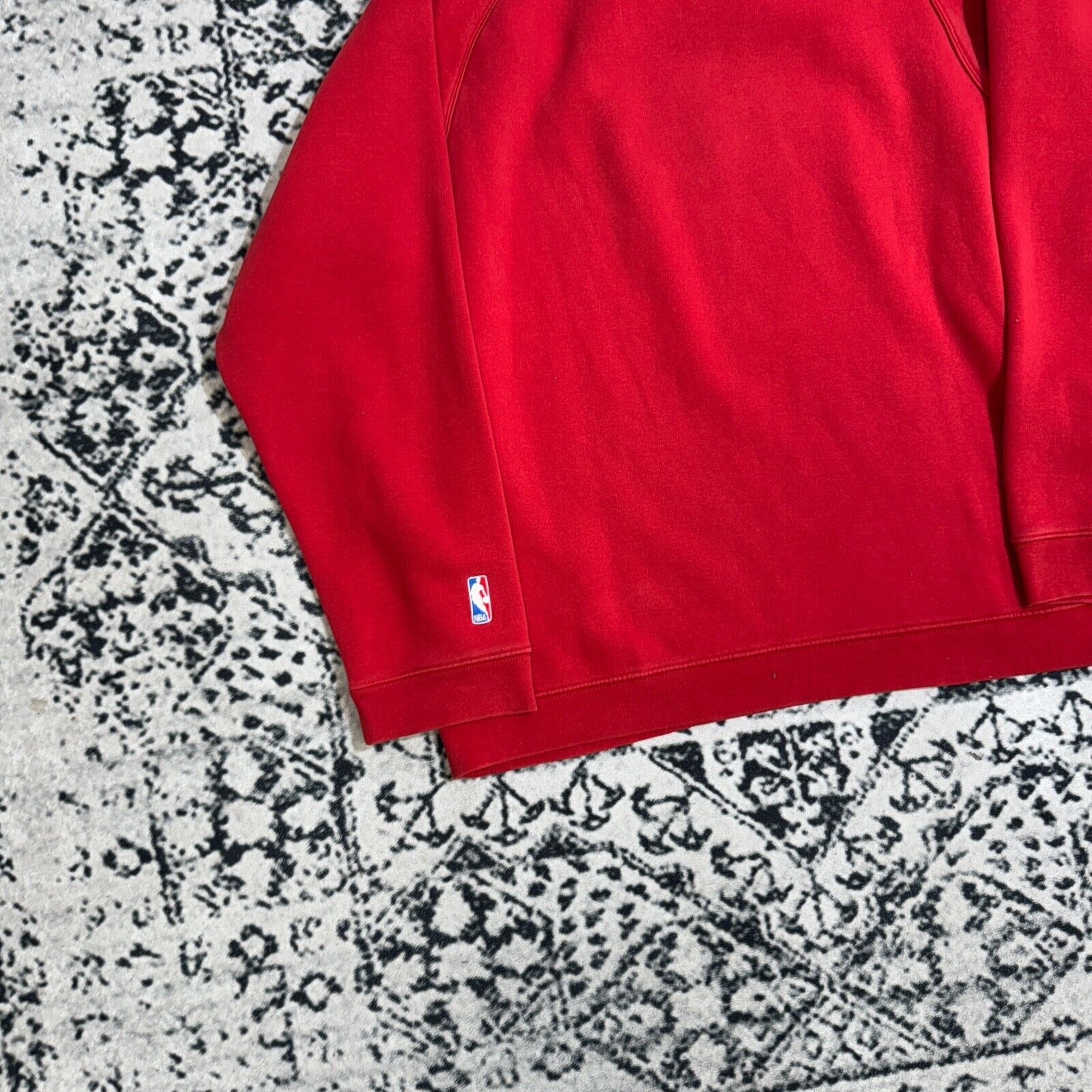 Champion × Vintage Champion Red Cotton Crewneck Size M NBA 90s Jordan T-Shirt Size US M / EU 48-50 / 2 - 12 Thumbnail