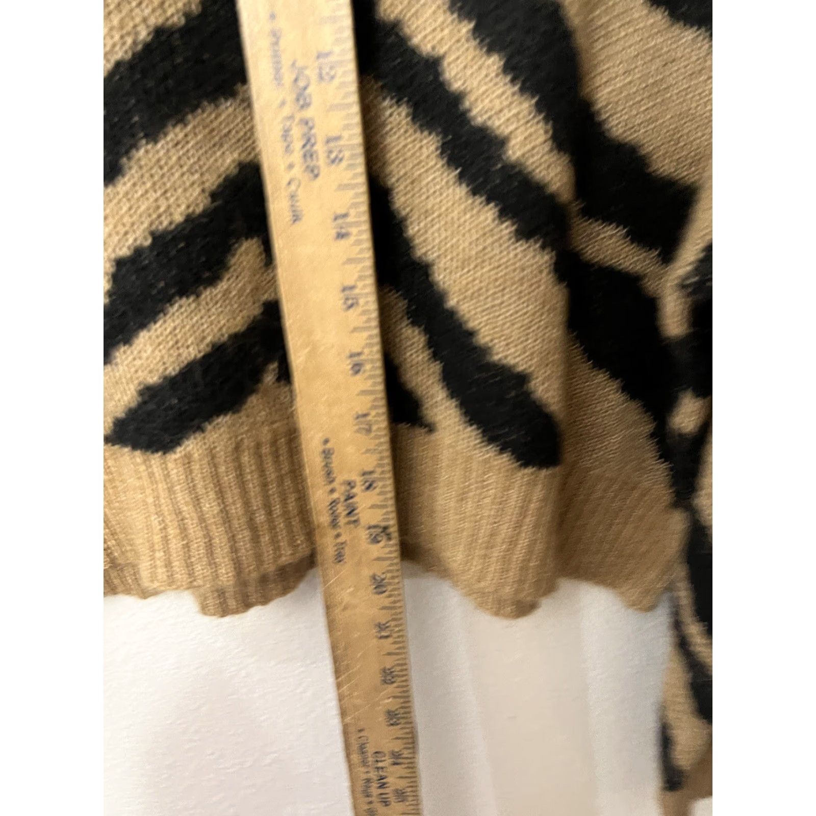 American Eagle Outfitters American Eagle Sweater Women Small Brown Animal Print Wool Blend Pullover Size S / US 4 / IT 40 - 4 Thumbnail