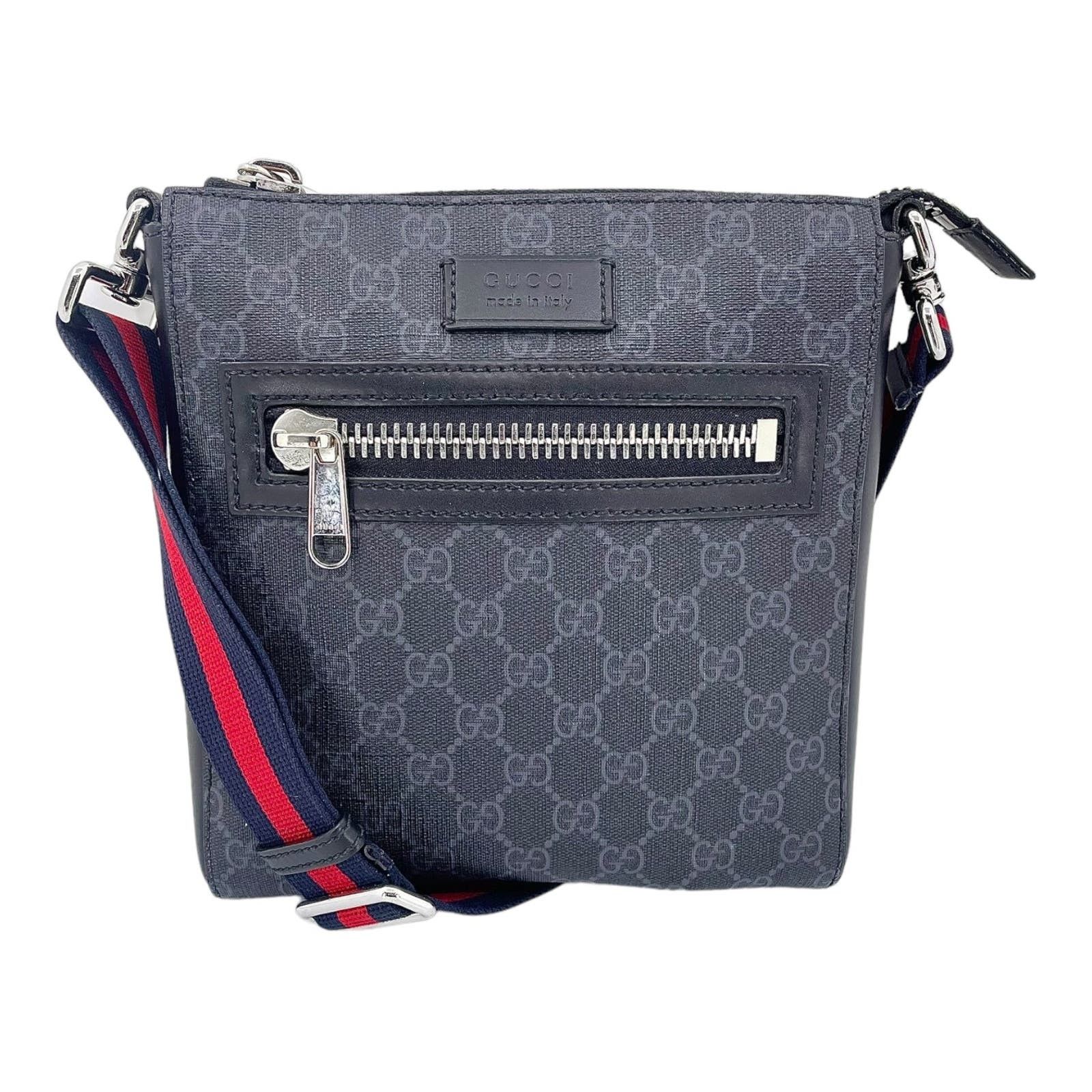 image of Gucci Messenger Bag GG Supreme Black Grey, Women's