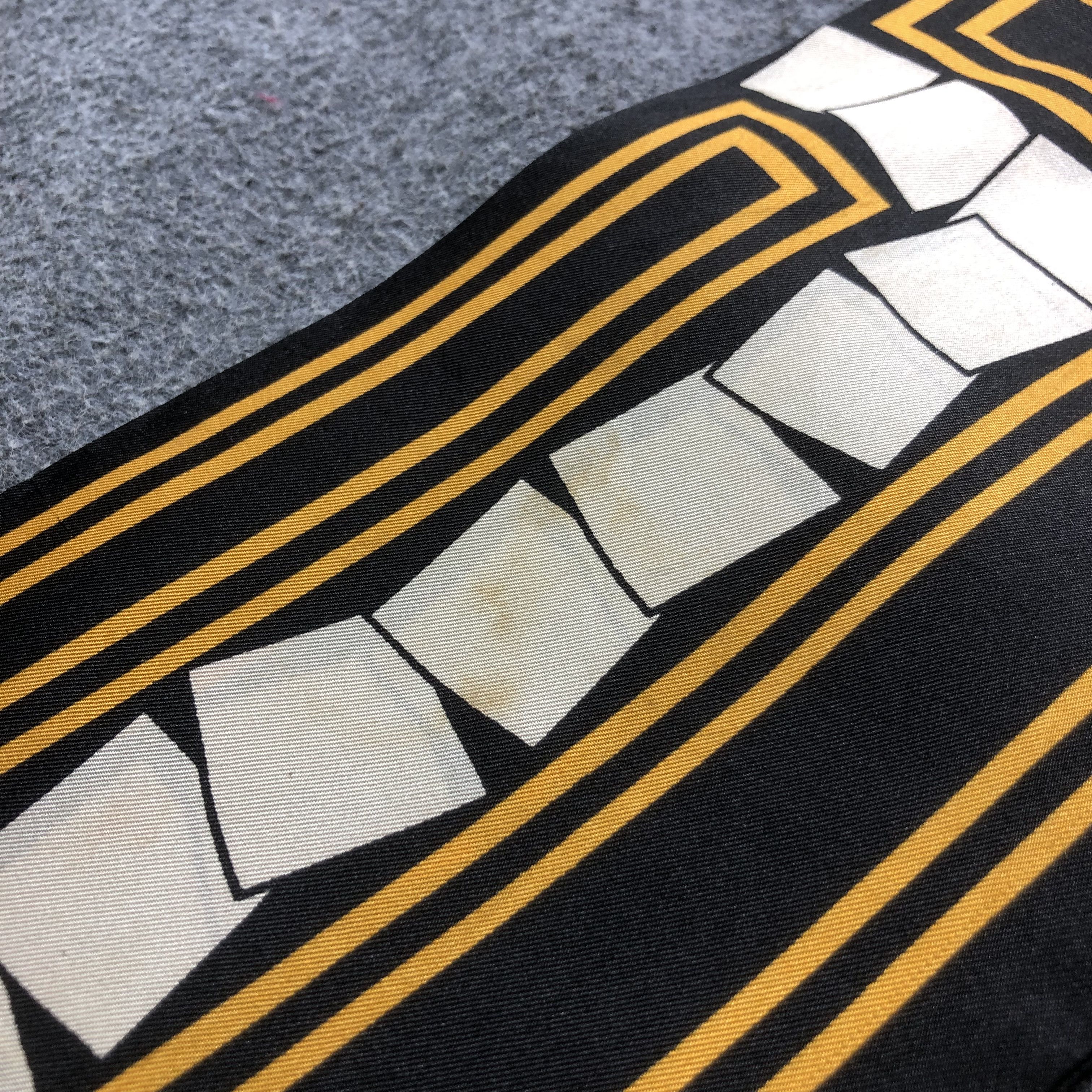 Pierre Cardin Vintage Pierre Cardin Abstract Silk Stole Silk Scarf M934 Size ONE SIZE - 13 Thumbnail