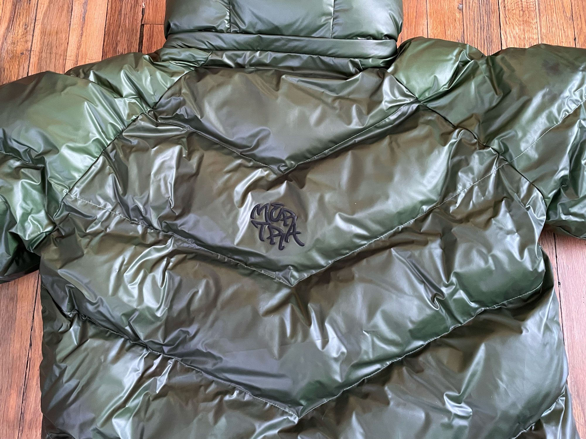 ボ*コ様 Mertra Heat Reactive Puffer (Army) Heat Reactive Puffer (Army) - MERTRA