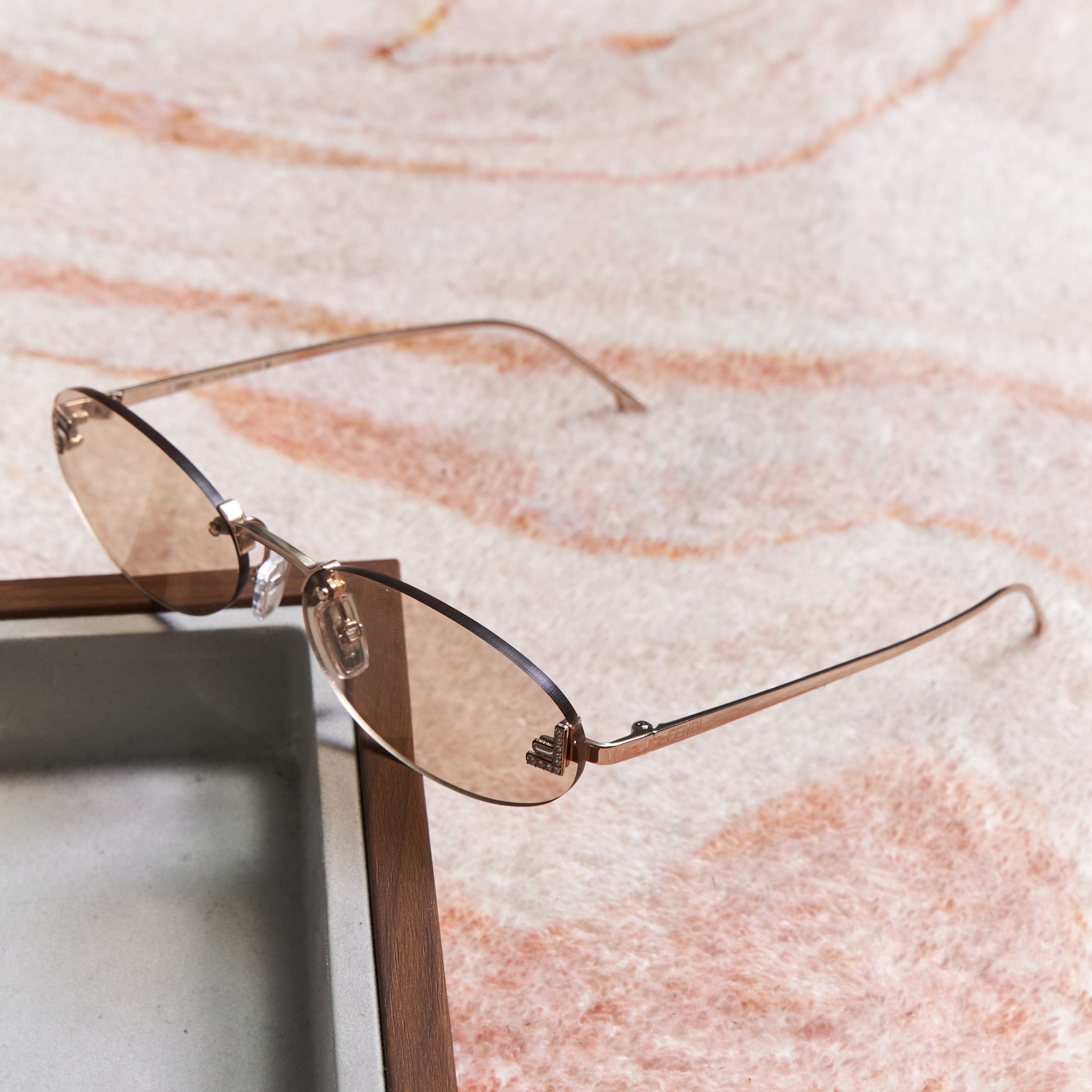 Fendi FENDI FE4075US 28Y Eyewear Size ONE SIZE - 1 Thumbnail