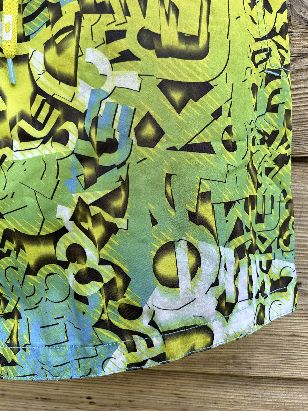 Oakley Vintage Oakley Allover AOP Crazy Design Swimming Shorts Size US 36 / EU 52 - 3 Thumbnail