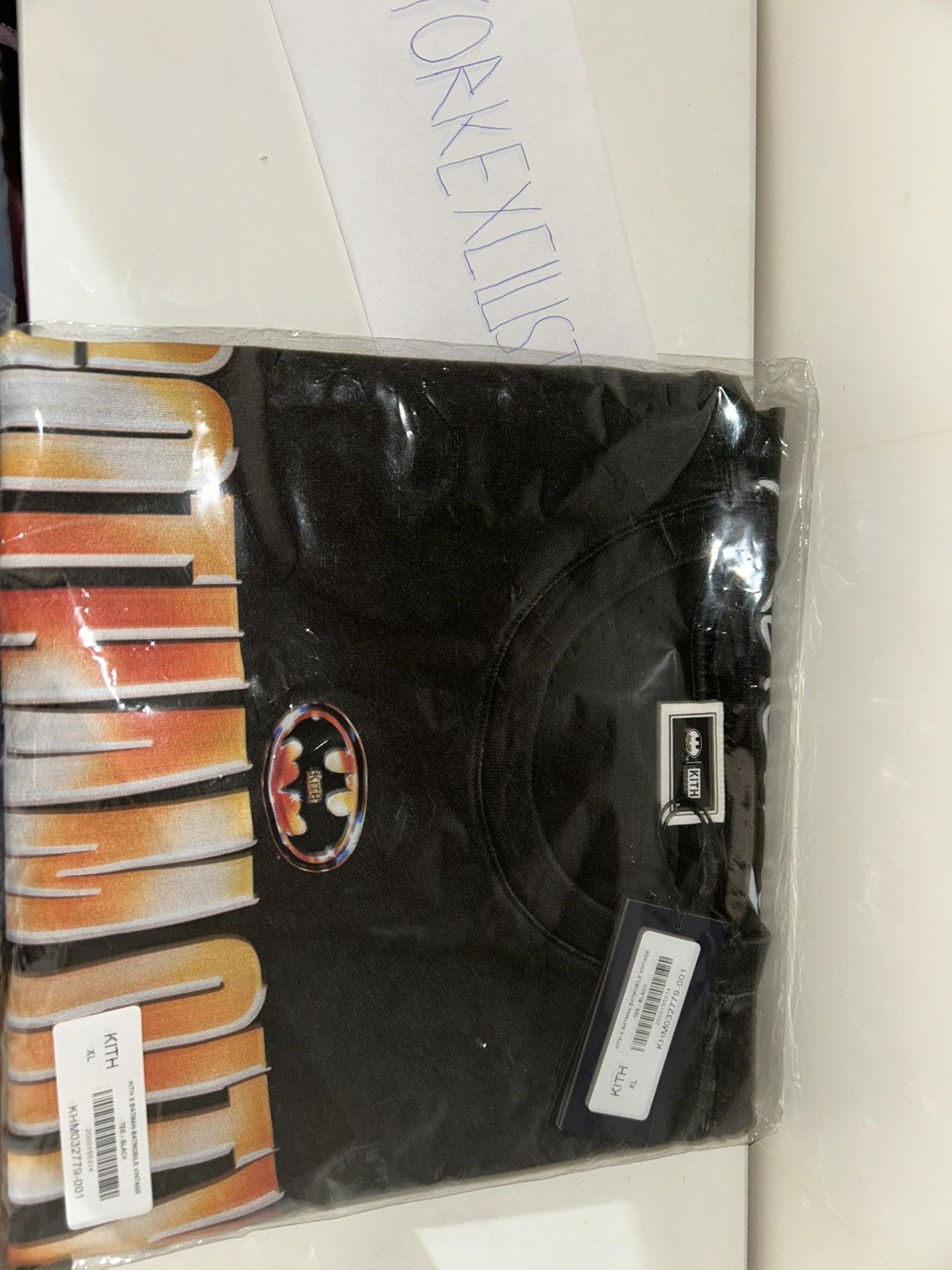 Kith × Vintage Kith x Batman Batmobile Vintage Tee size L Size US XL / EU 56 / 4 - 3 Thumbnail