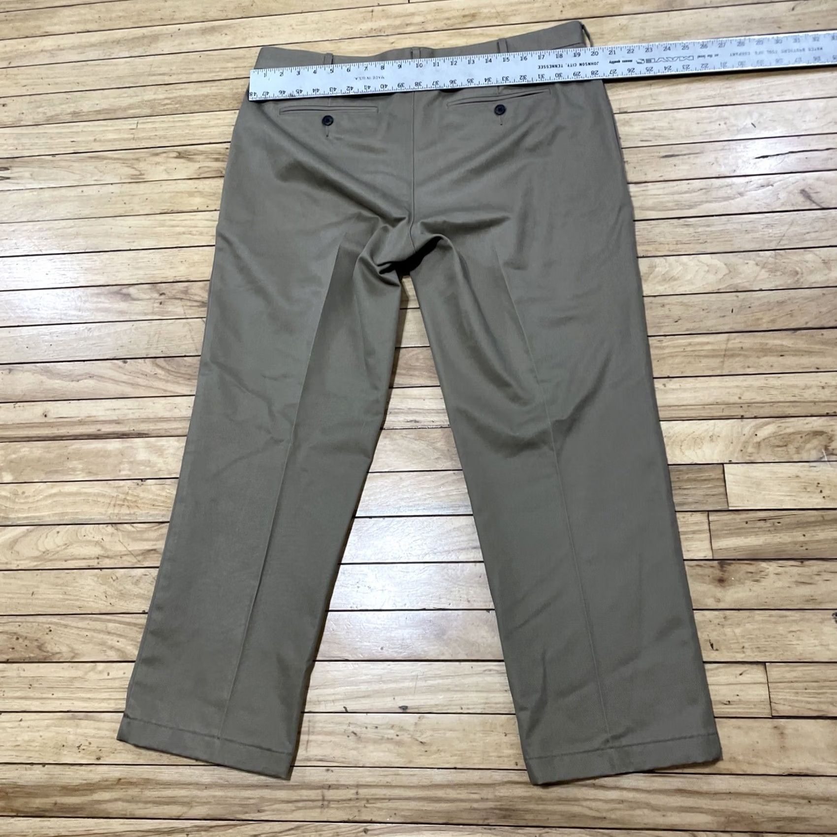 Lands' End Lands' End Dress Pants Men 38 Flat Front Khaki Chino 38x28 Tailored Regular Fit Beige Pants Mens Size US 38 / EU 54 - 6 Thumbnail