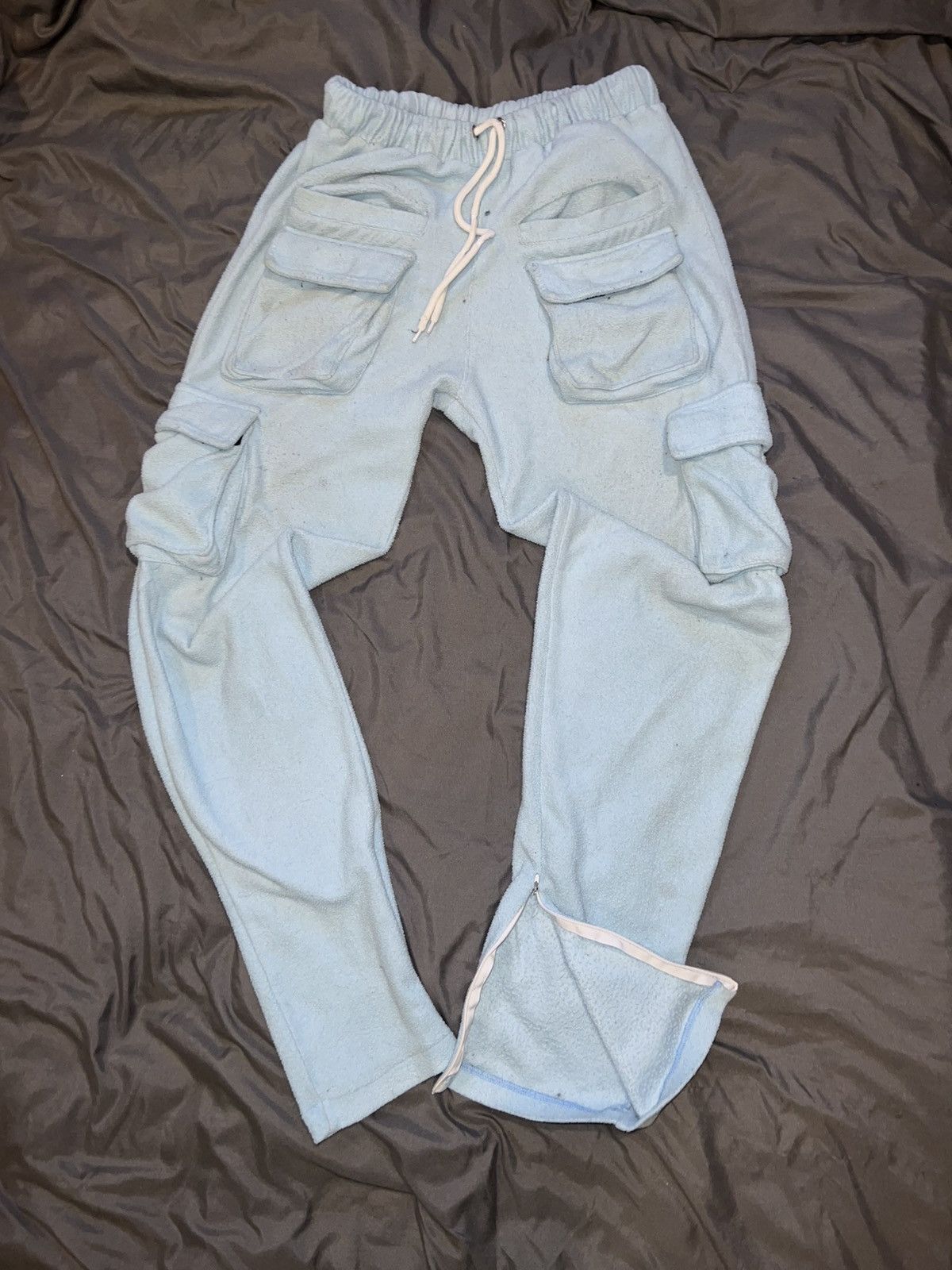 Other Hollywood Hunna Blue Fleece Cargo Sweatpants Size US 33 - 1 Thumbnail