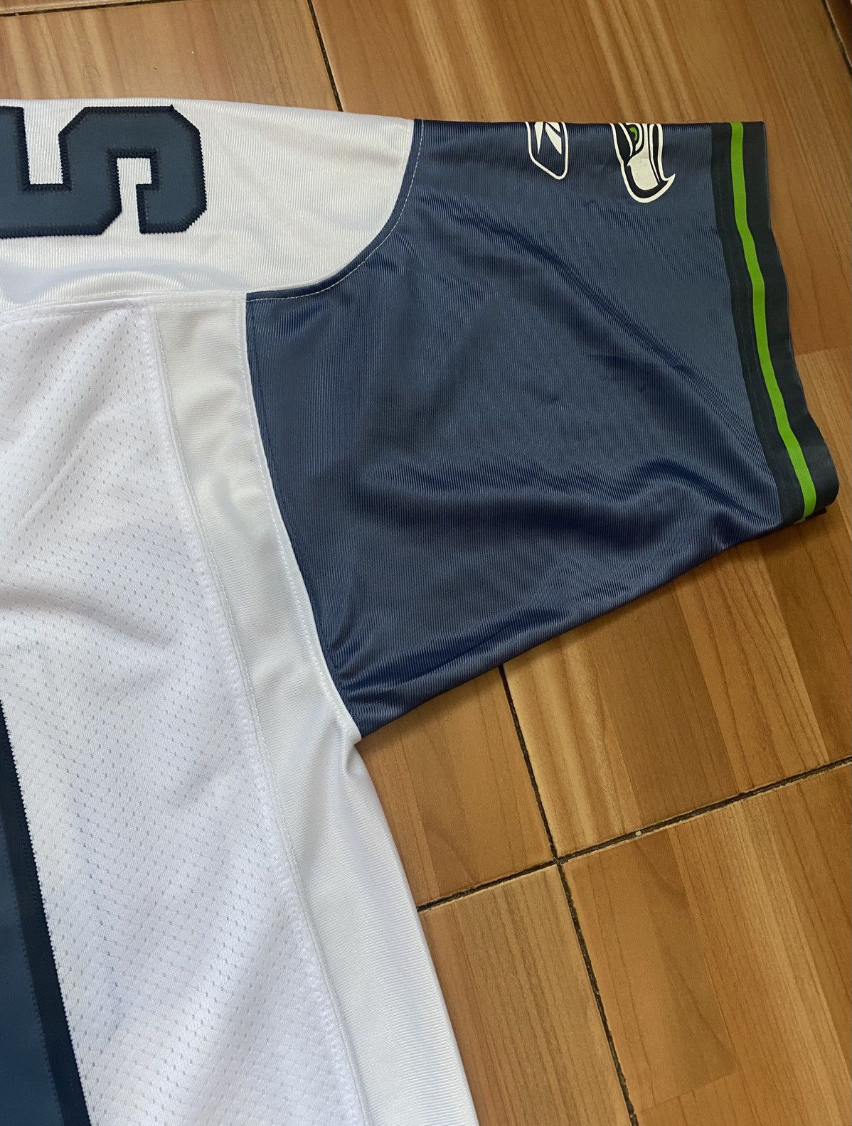 Reebok Reebok Seattle Seahawks Singed #59 Aaron Currey Jersey Mens Size US L / EU 52-54 / 3 - 5 Thumbnail