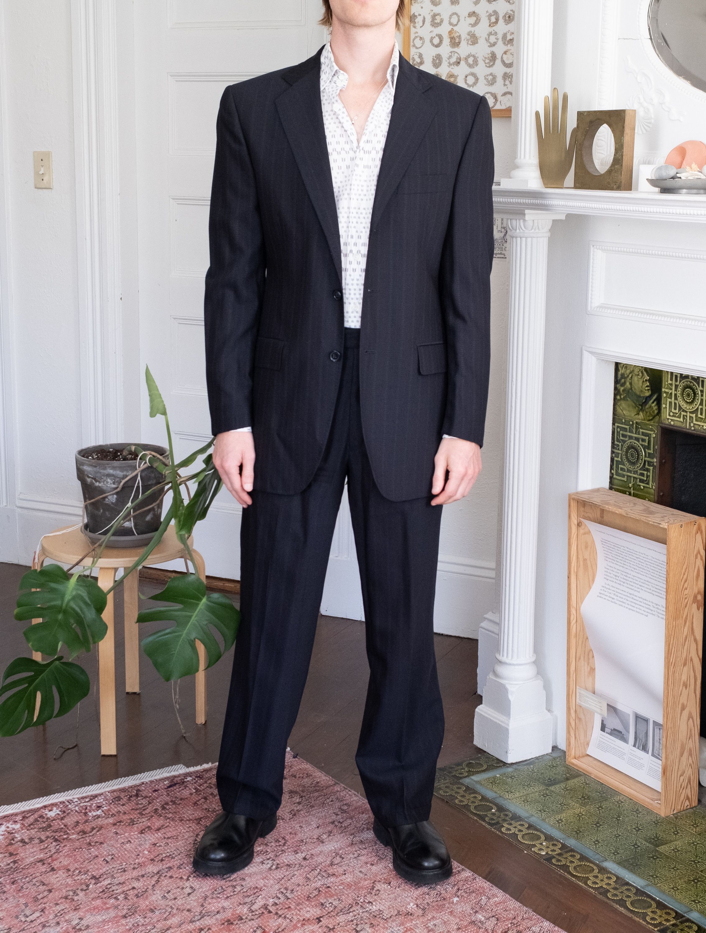 Dolce & Gabbana 38/40 R Dolce & Gabbana Suit. Dark Grey Wool Made Italy Size 38R - 3 Thumbnail