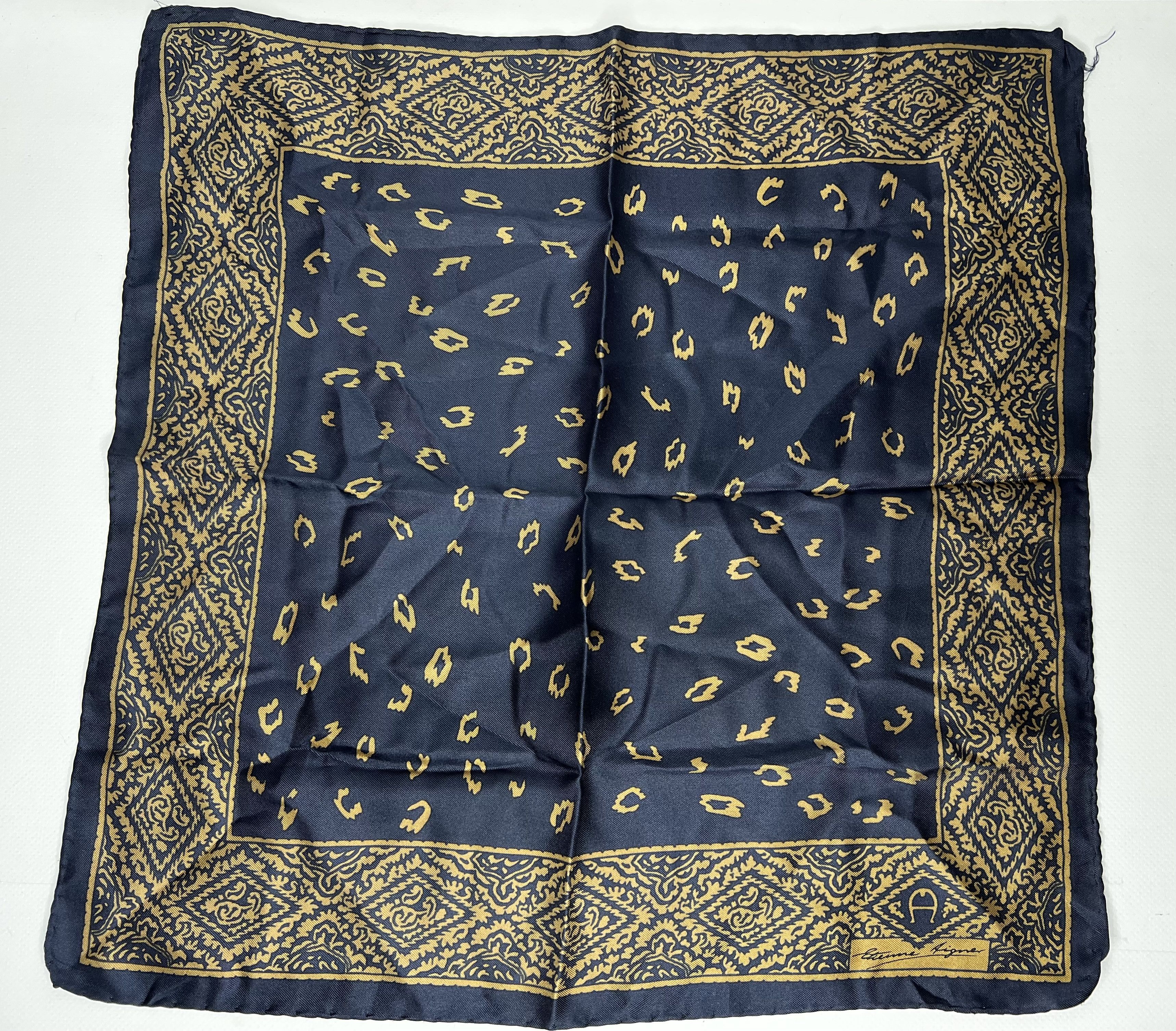 Etienne Aigner ETIENNE AIGNER VINTAGE SCARF SILK 43 X 43 cm Size ONE SIZE - 1 Thumbnail