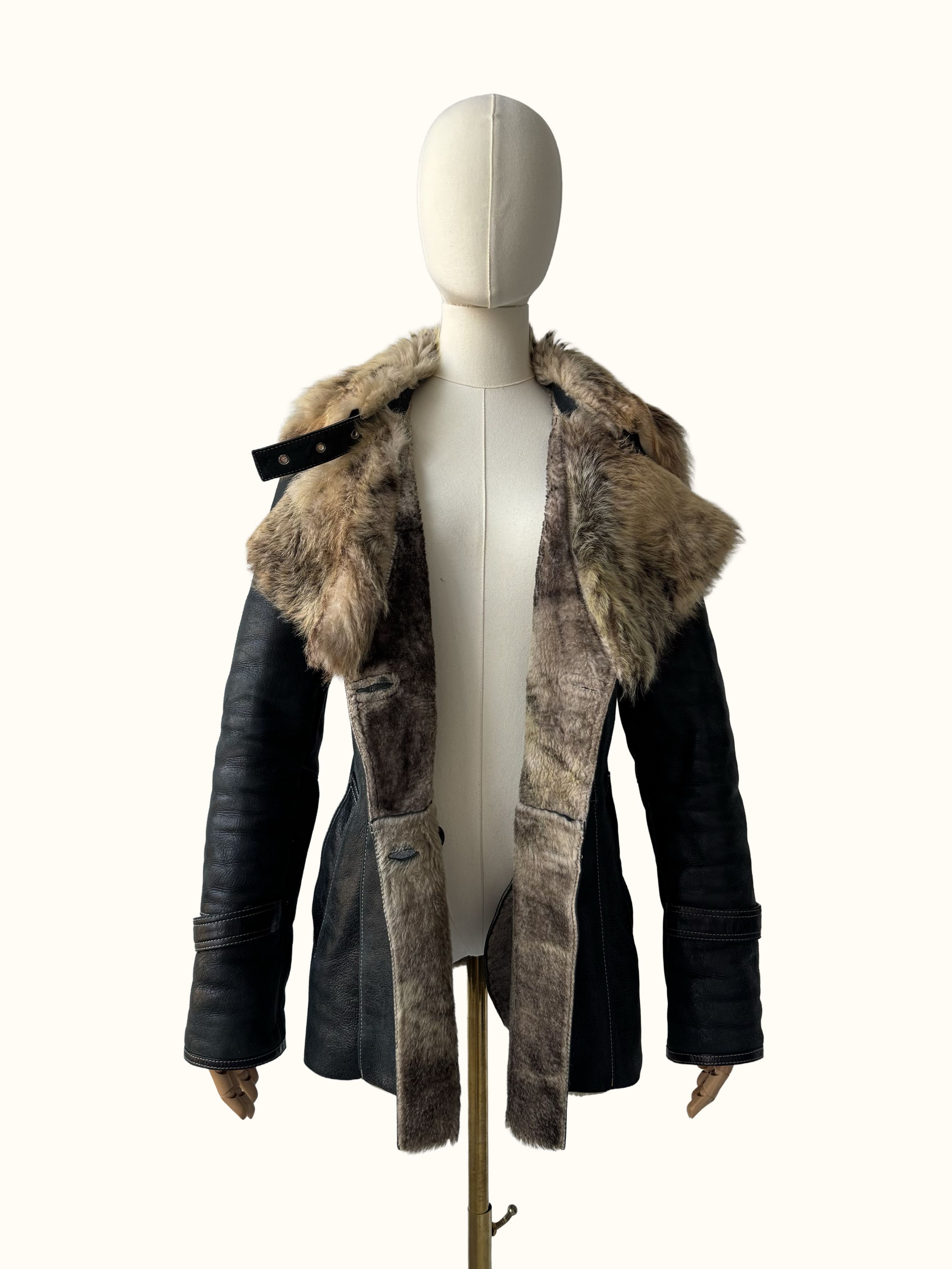 Vintage Vintage Real Sheepskin Coat (B550) Size M / US 6-8 / IT 42-44 - 3 Thumbnail