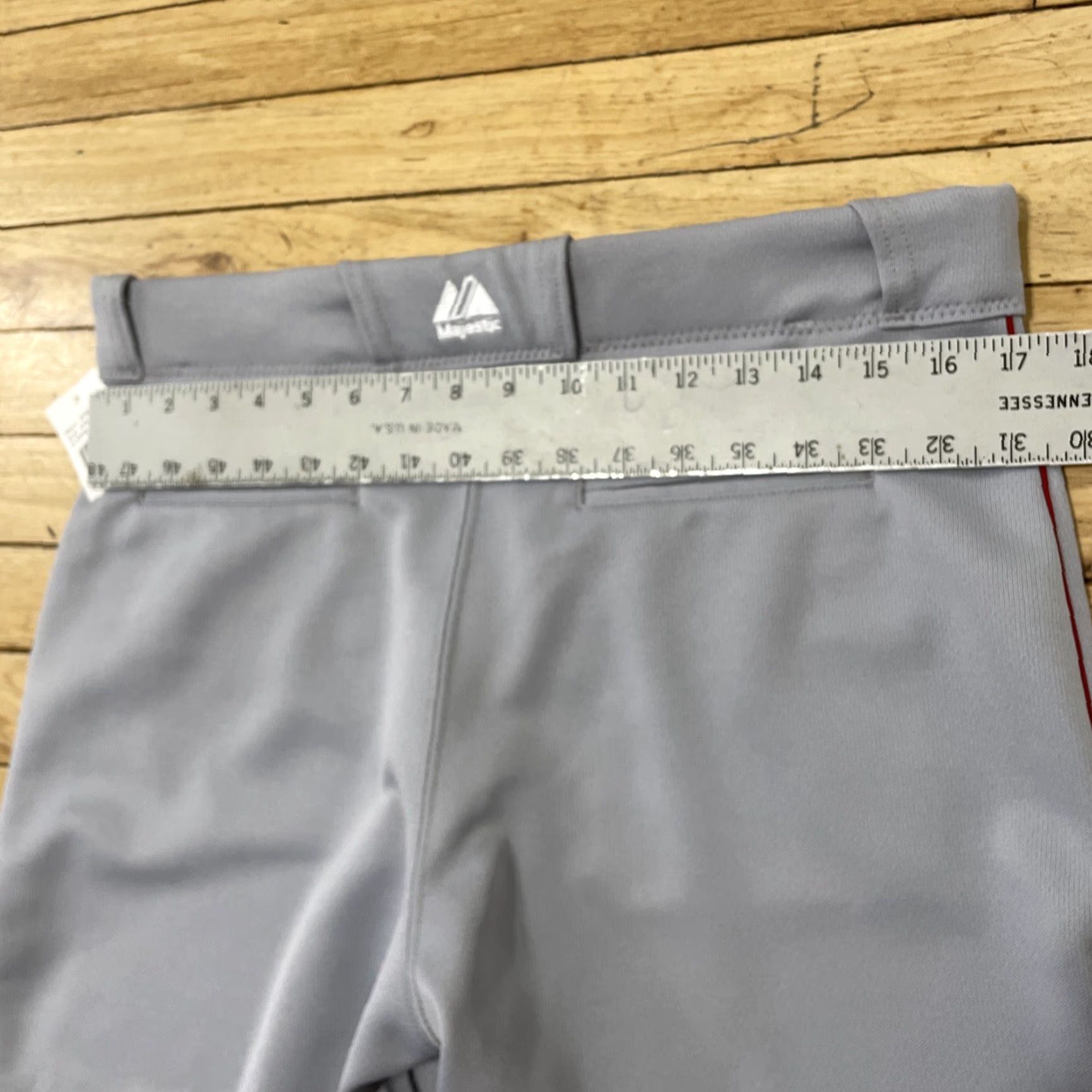 Vintage VINTAGE Majestic Softball Pants Womens XL Gray Capri Silver Base 894Y 349839 NEW 34x23 Size 40" / US 18 - 7 Thumbnail