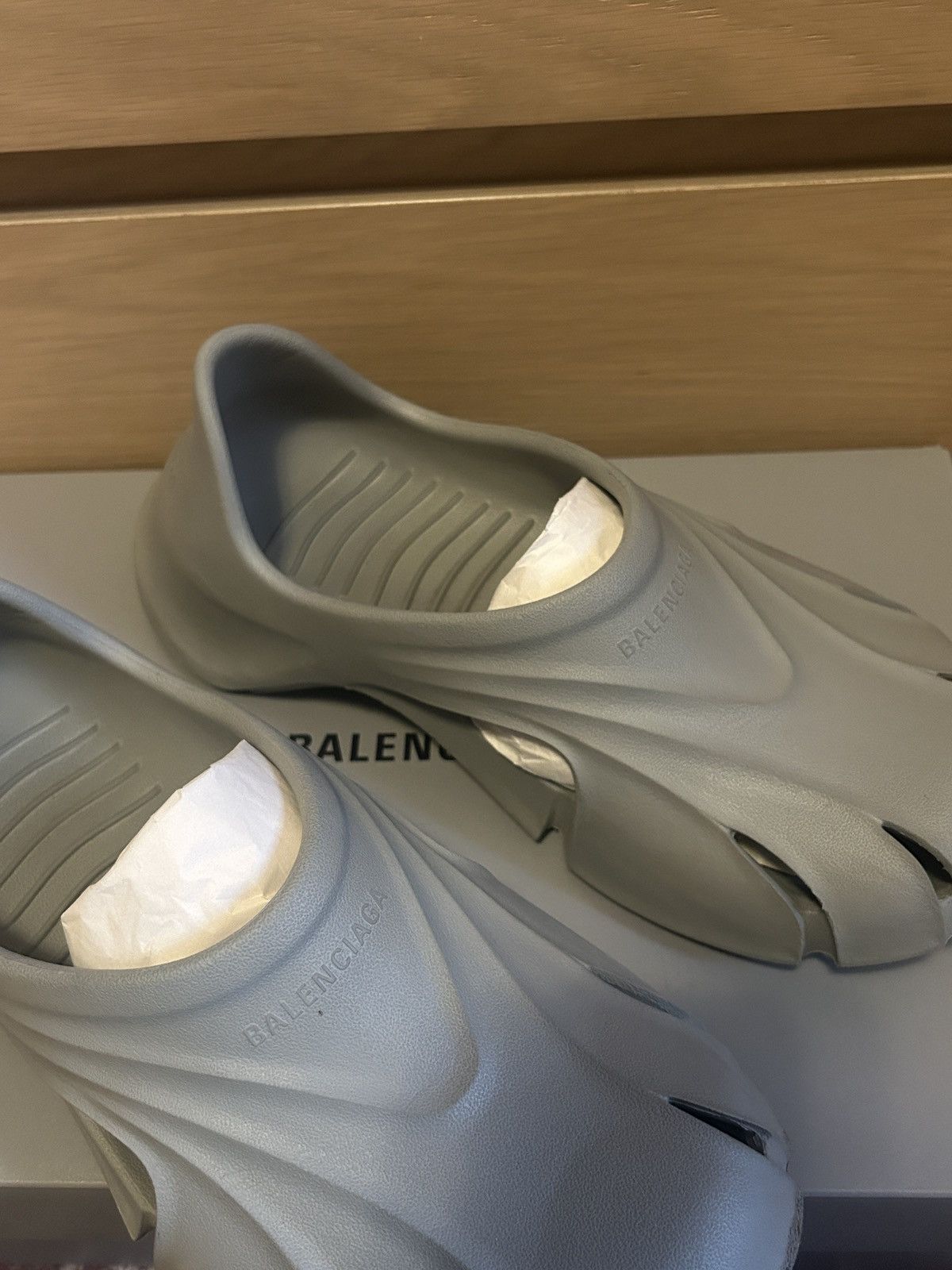 Balenciaga Balenciaga Mold Slip Ons Size US 10 / EU 43 - 2 Thumbnail