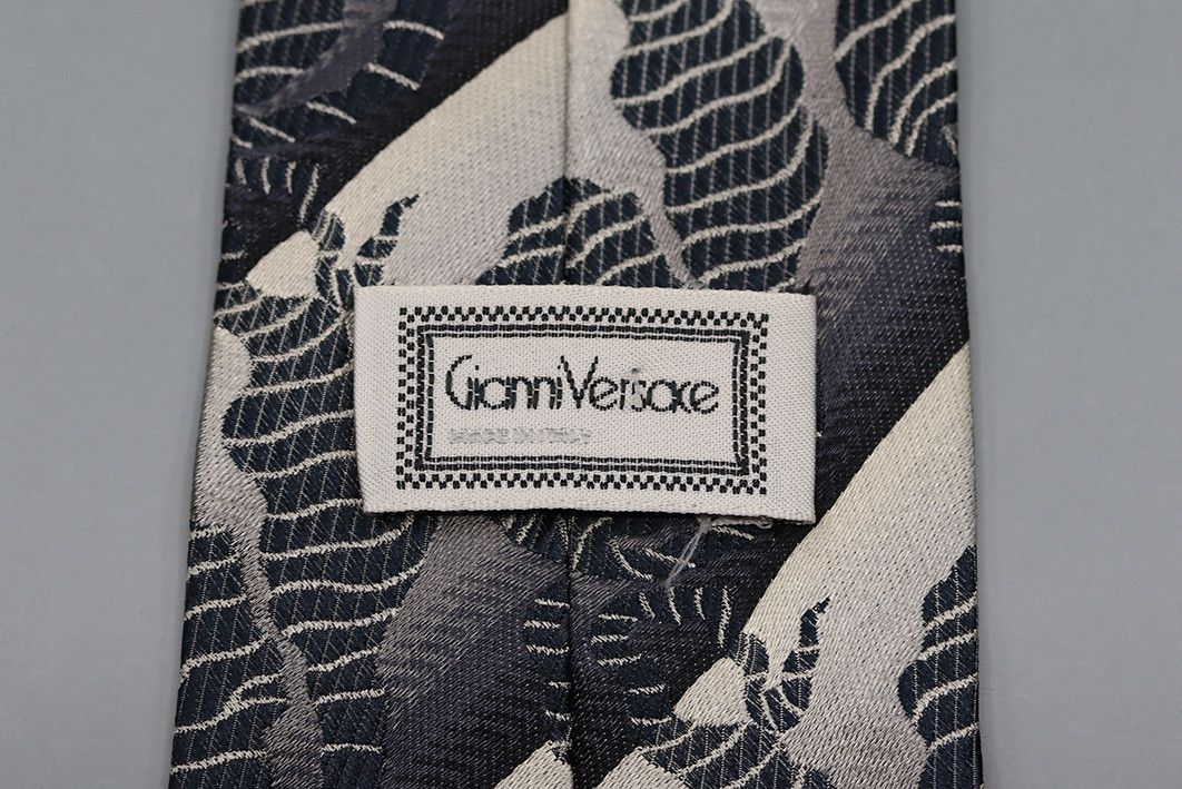 Versace Vintage Gianni Versace Silk Tie Size ONE SIZE - 3 Thumbnail