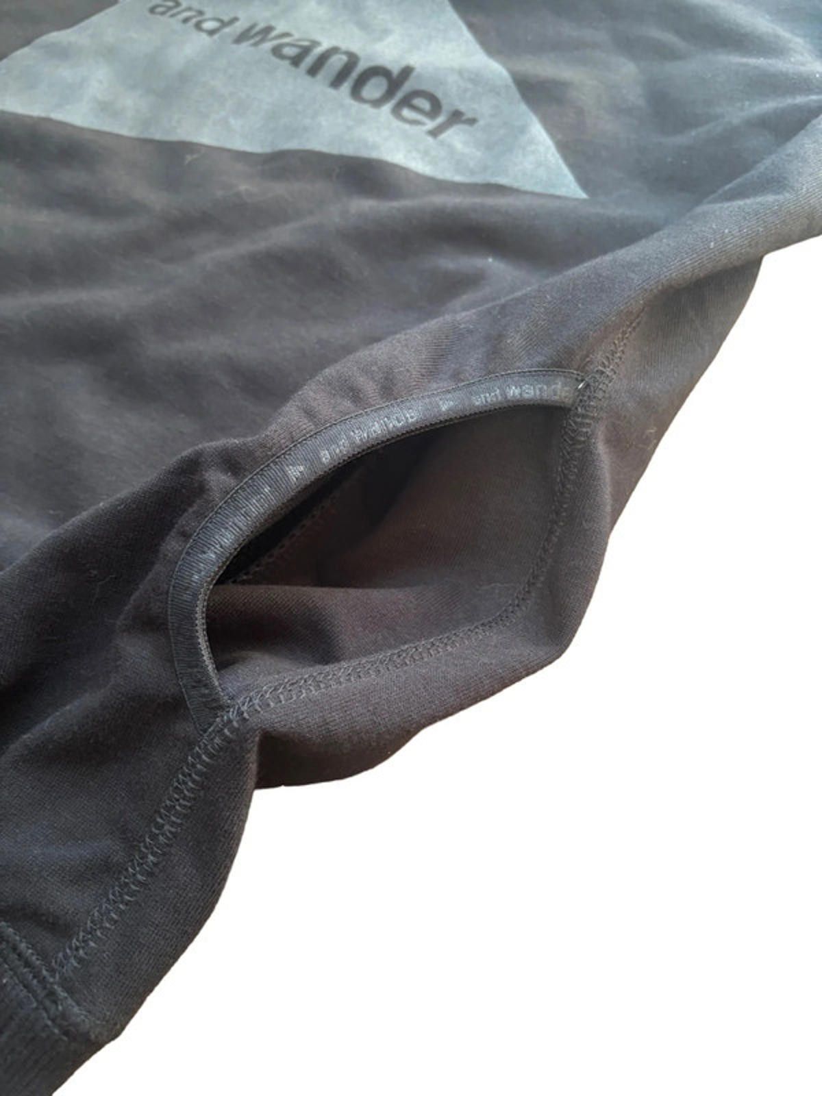 And Wander and wander Logo Crewneck Sweatshirt Black M L Size US L / EU 52-54 / 3 - 4 Thumbnail